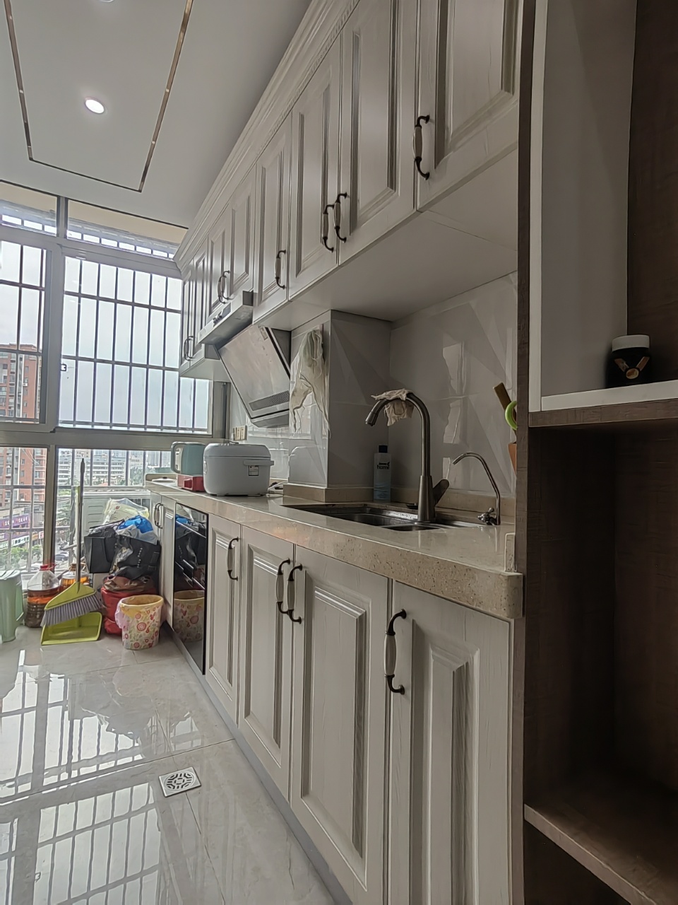 凤凰雅居(美华路16号)  1室0厅0卫    69.0万 凤凰雅居(美华路16号)  1室0厅0卫    69.0万室内图