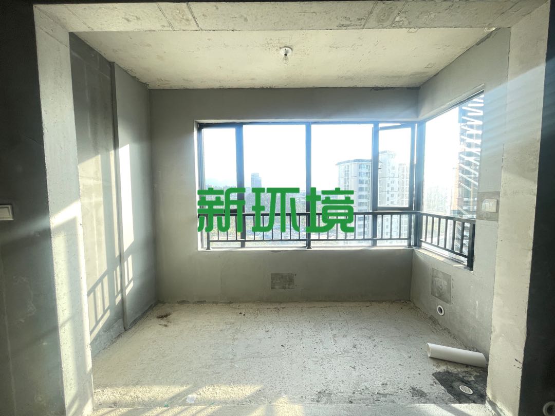 中建凤栖台  3室2厅2卫   45.00万客厅