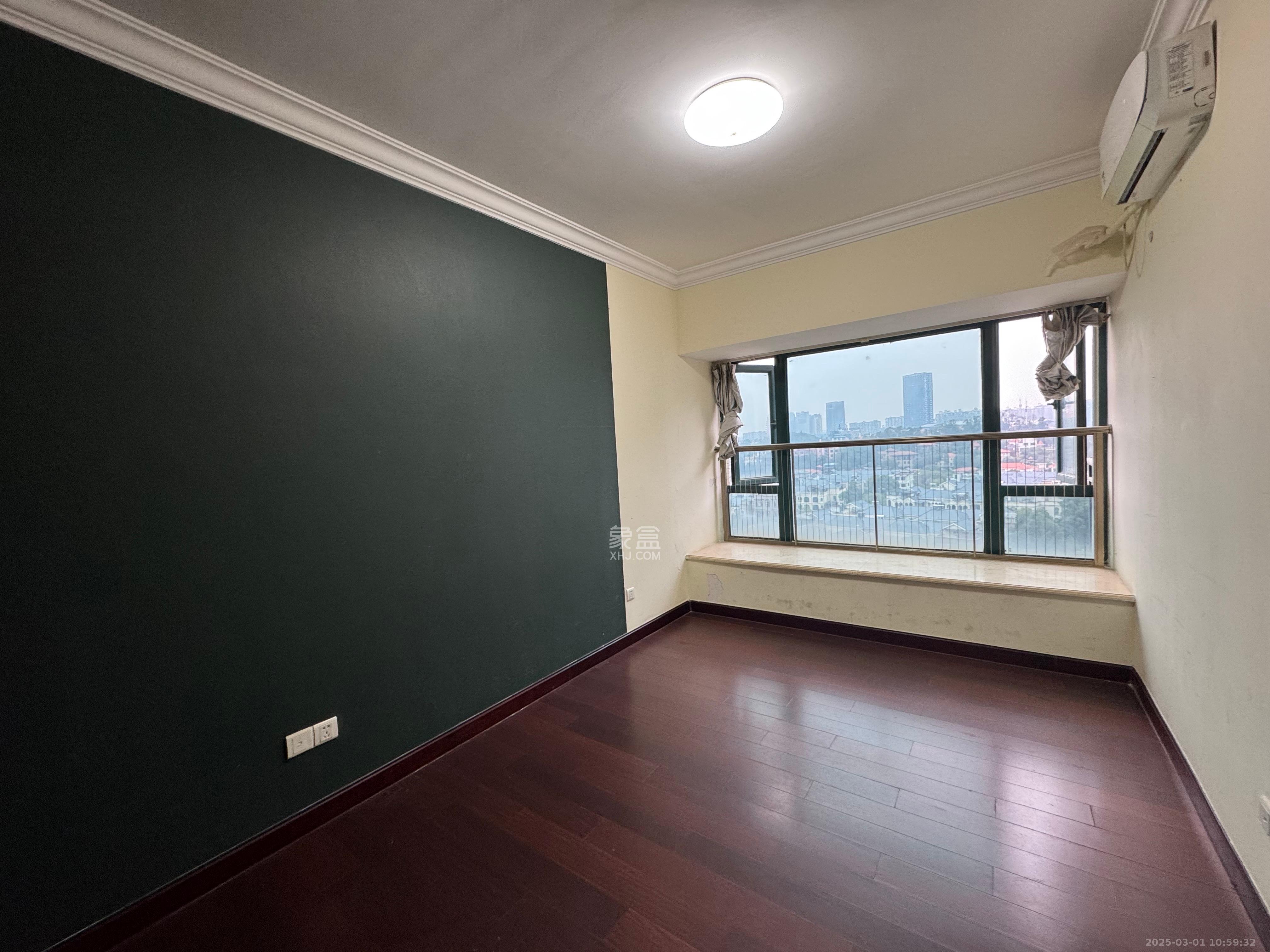 恒大雅苑 3室2厅2卫 2500.0元/月 恒大雅苑 3室2厅2卫 2500.0元/月室内图