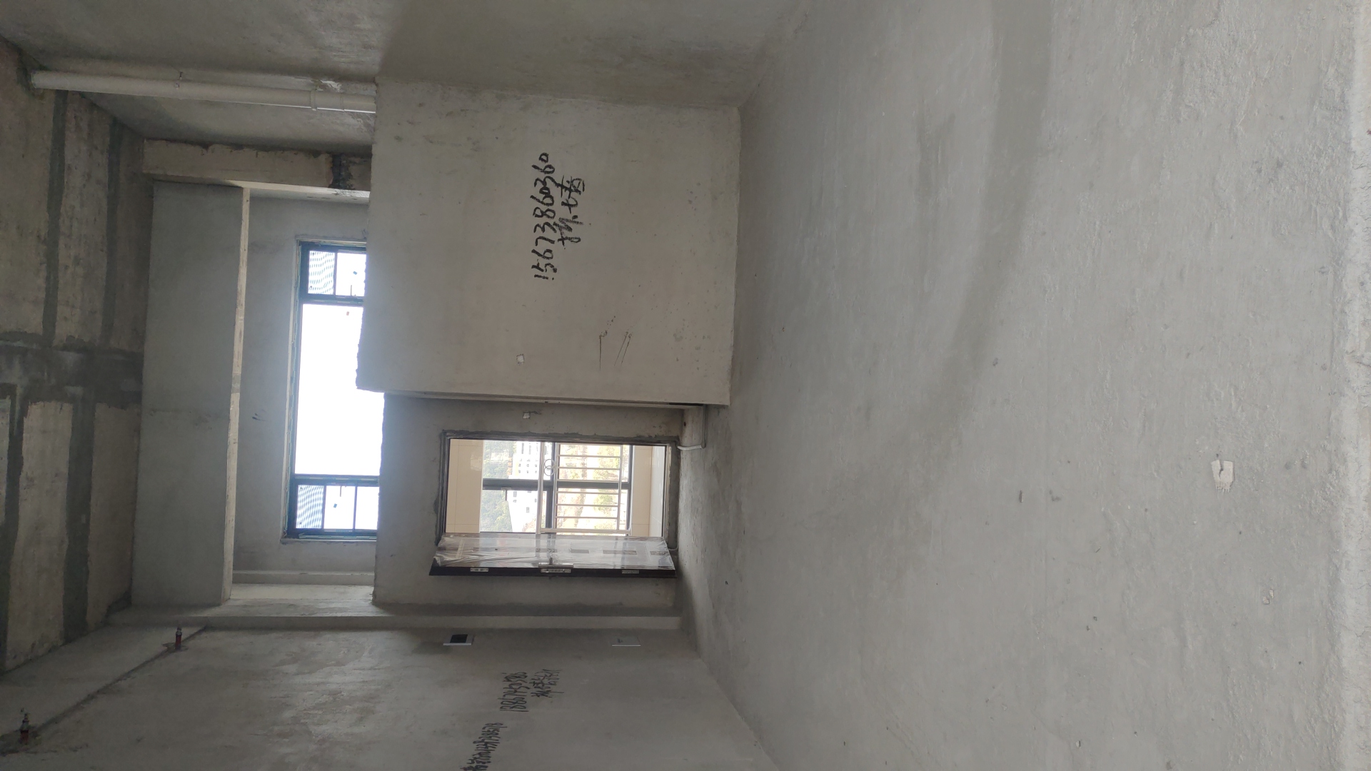 中甸.龙雲台  2室1厅1卫    32.8万客厅