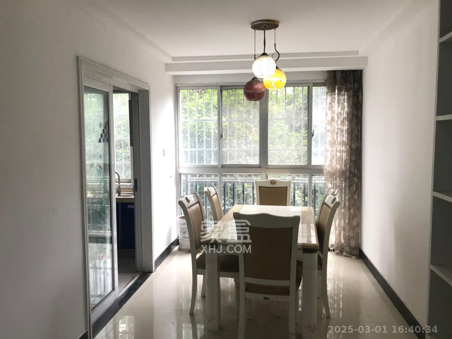 华雅花园 3室2厅1卫 2800.0元/月 华雅花园 3室2厅1卫 2800.0元/月室内图