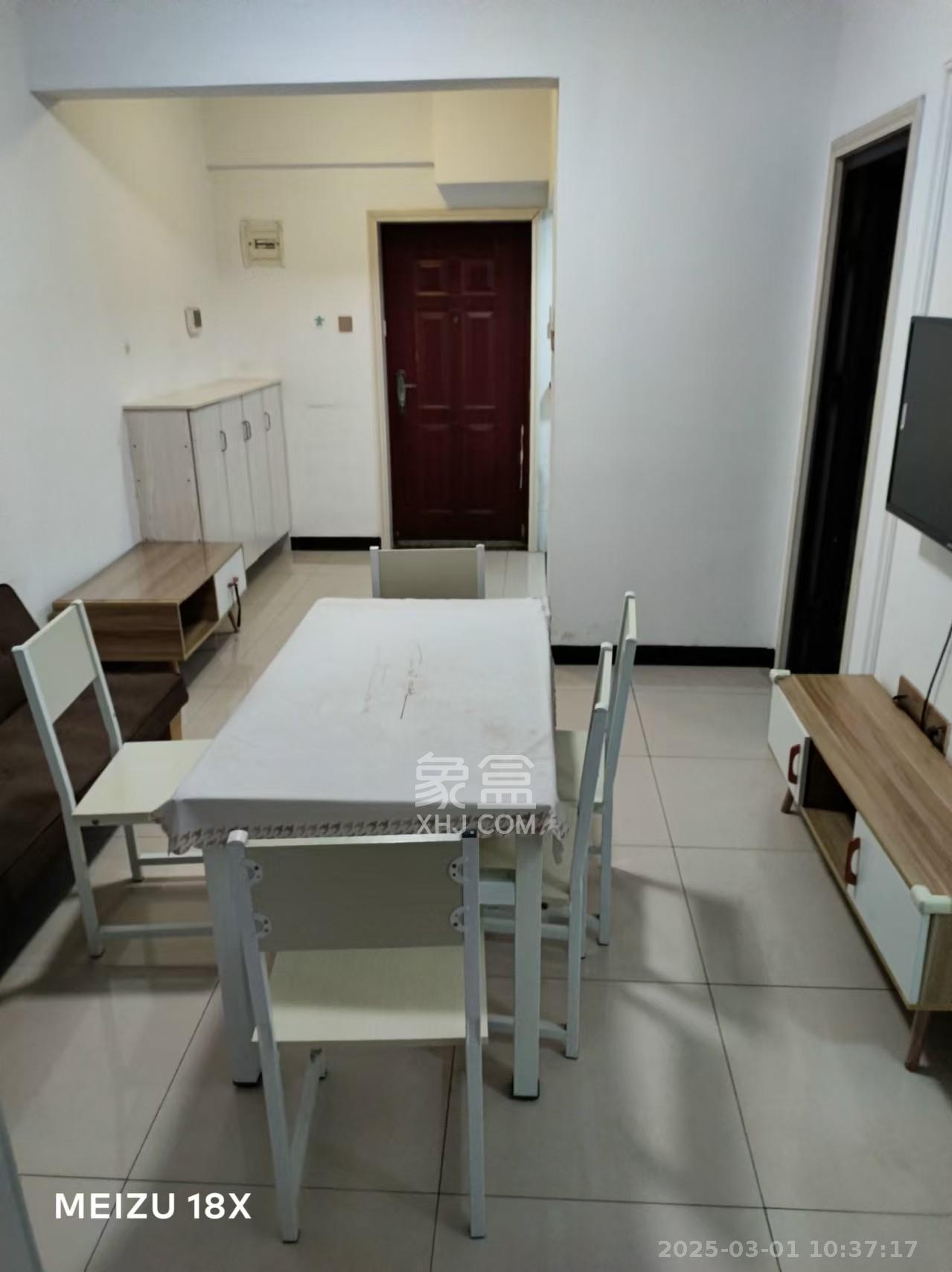 中信凯旋蓝岸(中信新城三期) 2室1厅1卫 1500.0元/月 中信凯旋蓝岸(中信新城三期) 2室1厅1卫 1500.0元/月室内图