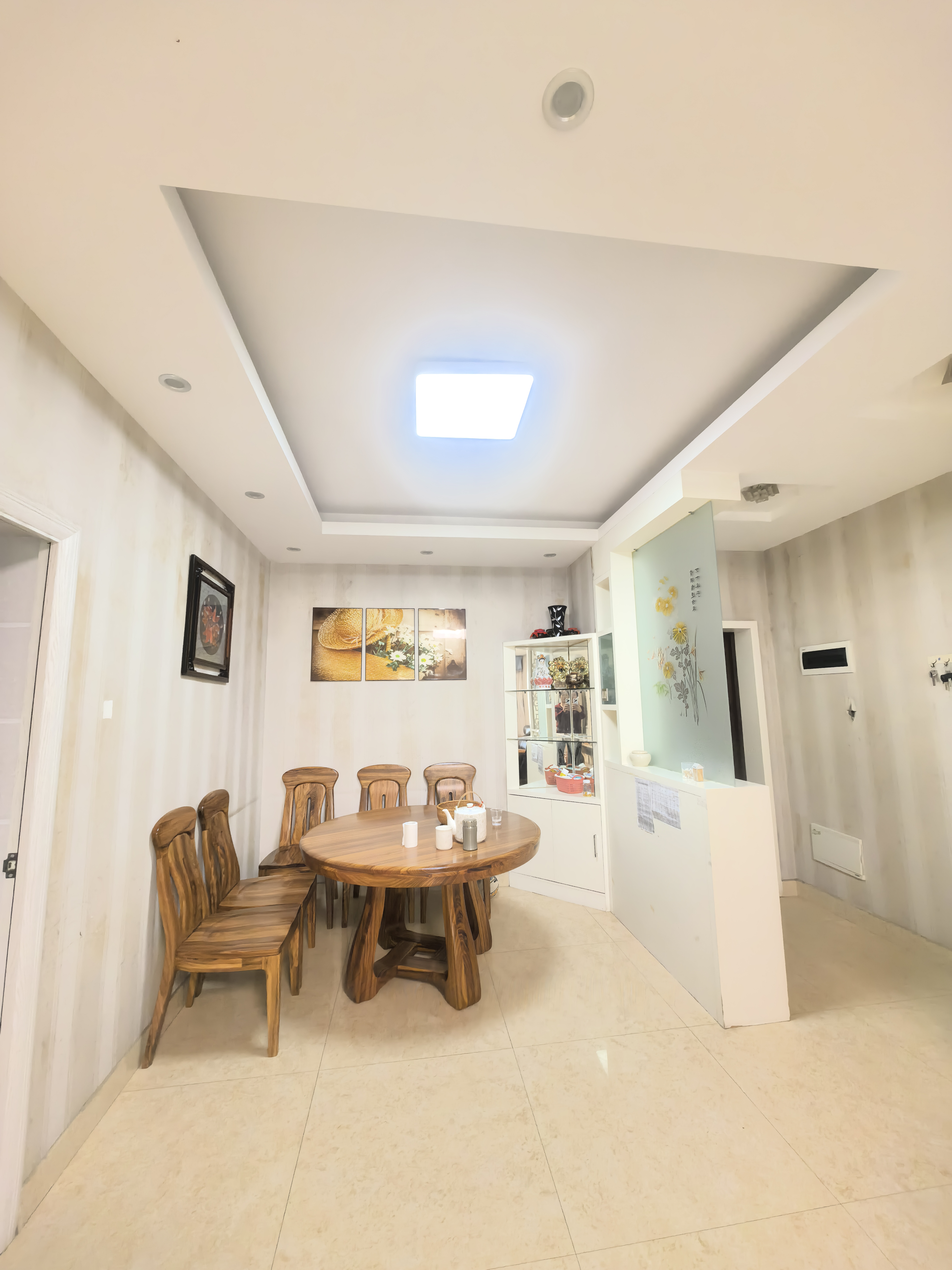 大同芙蓉 4室2厅2卫 88.9万 大同芙蓉 4室2厅2卫 88.9万客厅