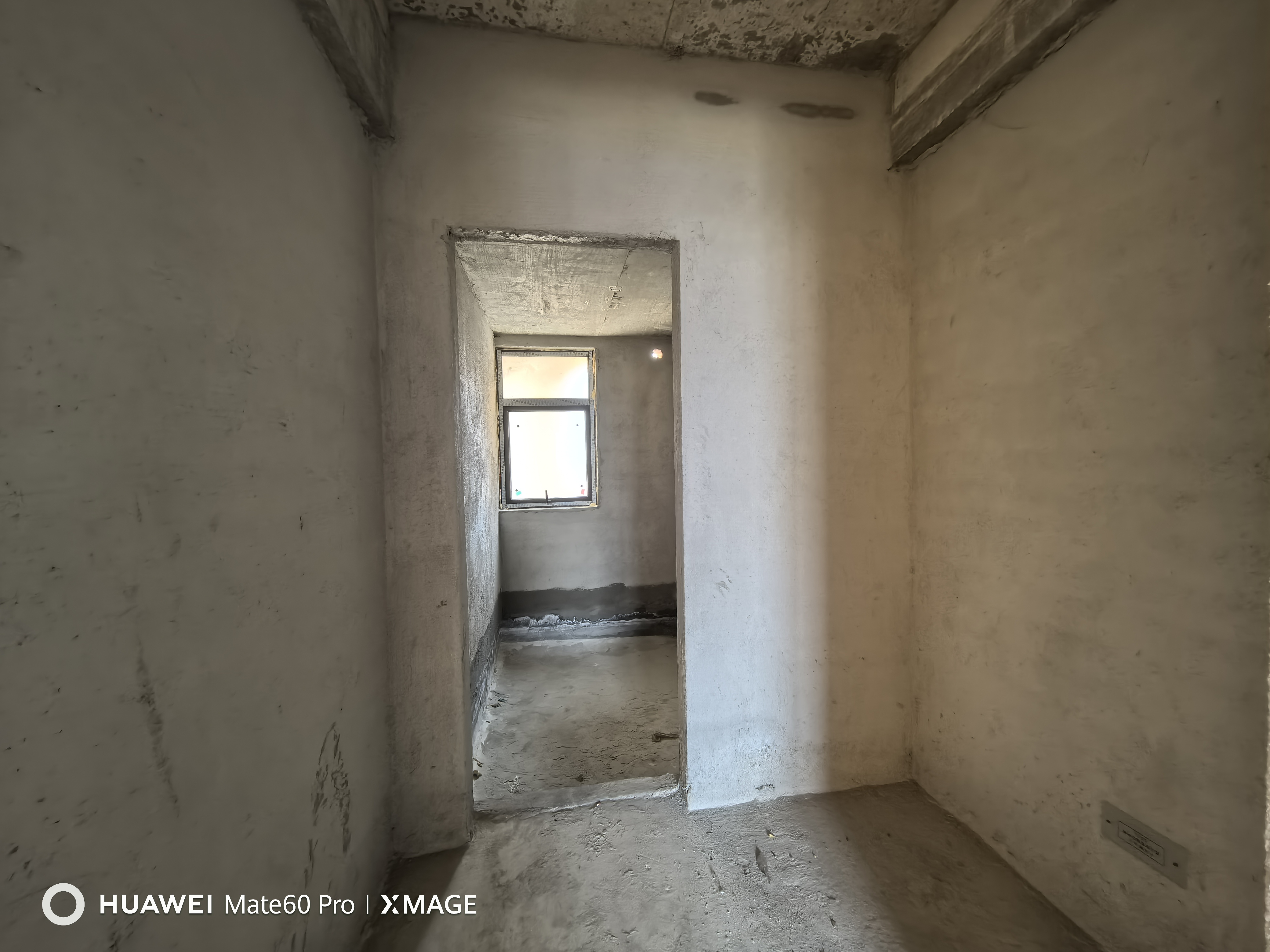 吉鸿花园 1室0厅0卫 56.8万 吉鸿花园 1室0厅0卫 56.8万客厅