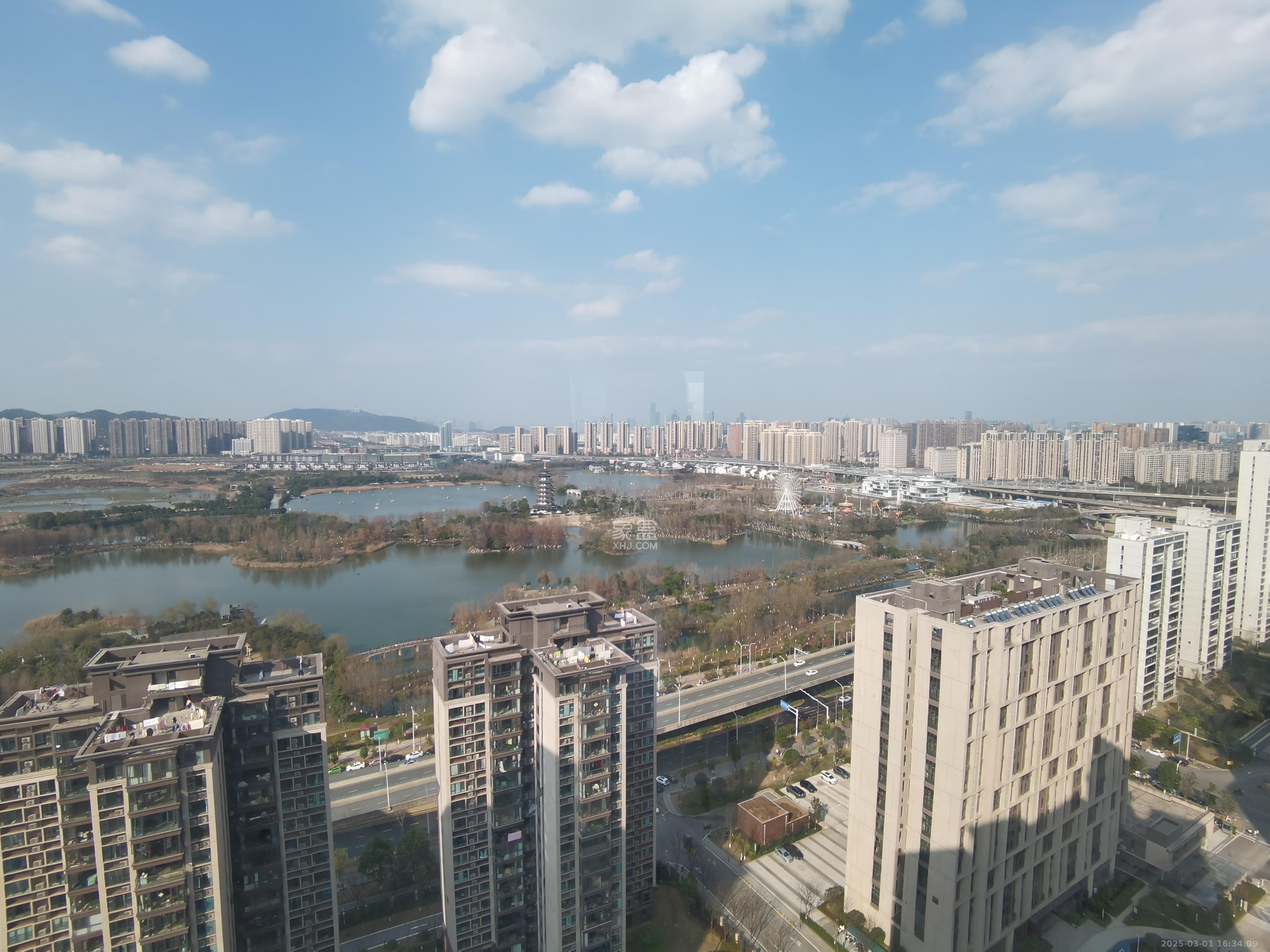 深业鹭栖府  4室2厅2卫   3700.00元/月室内图