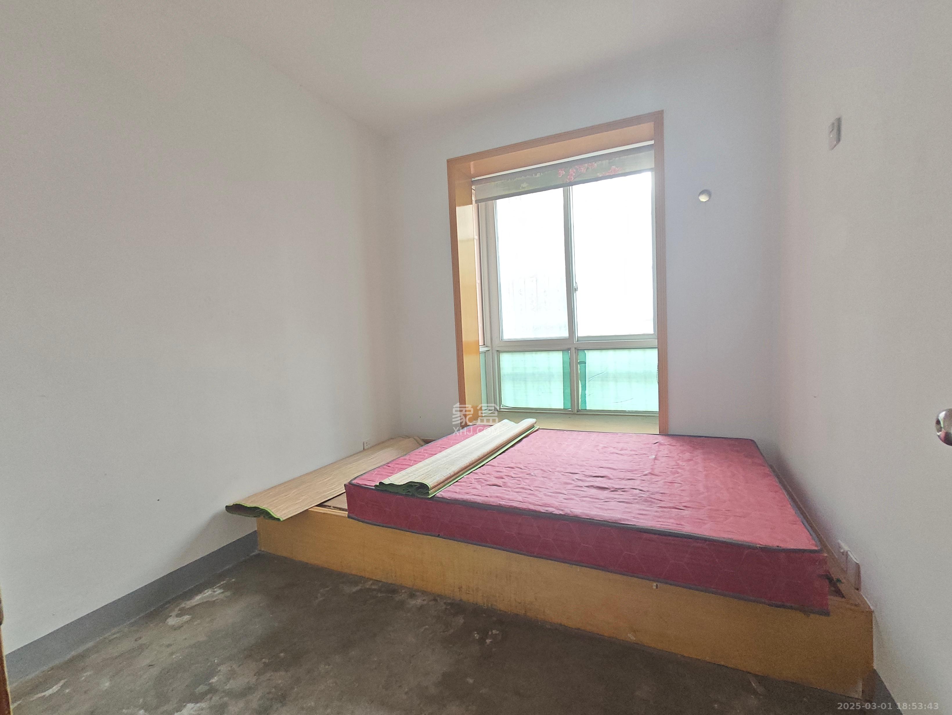 星城国际 4室2厅1卫 1800.0元/月 星城国际 4室2厅1卫 1800.0元/月室内图