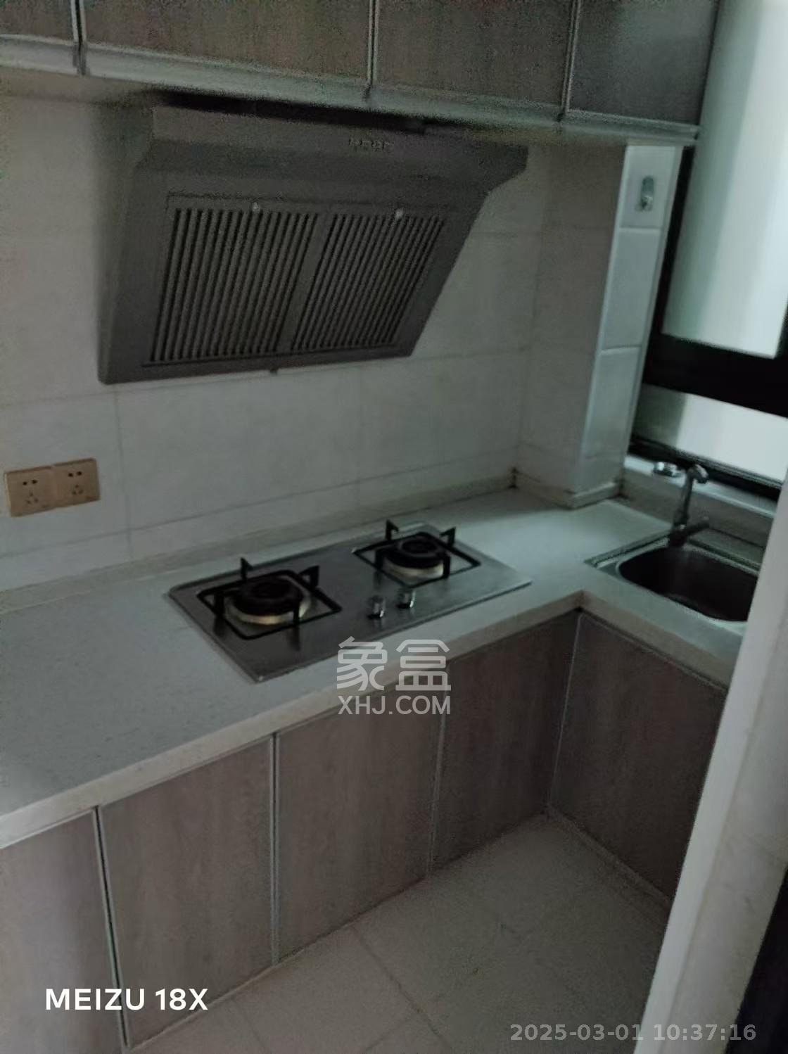 中信凯旋蓝岸(中信新城三期) 2室1厅1卫 1500.0元/月 中信凯旋蓝岸(中信新城三期) 2室1厅1卫 1500.0元/月室内图