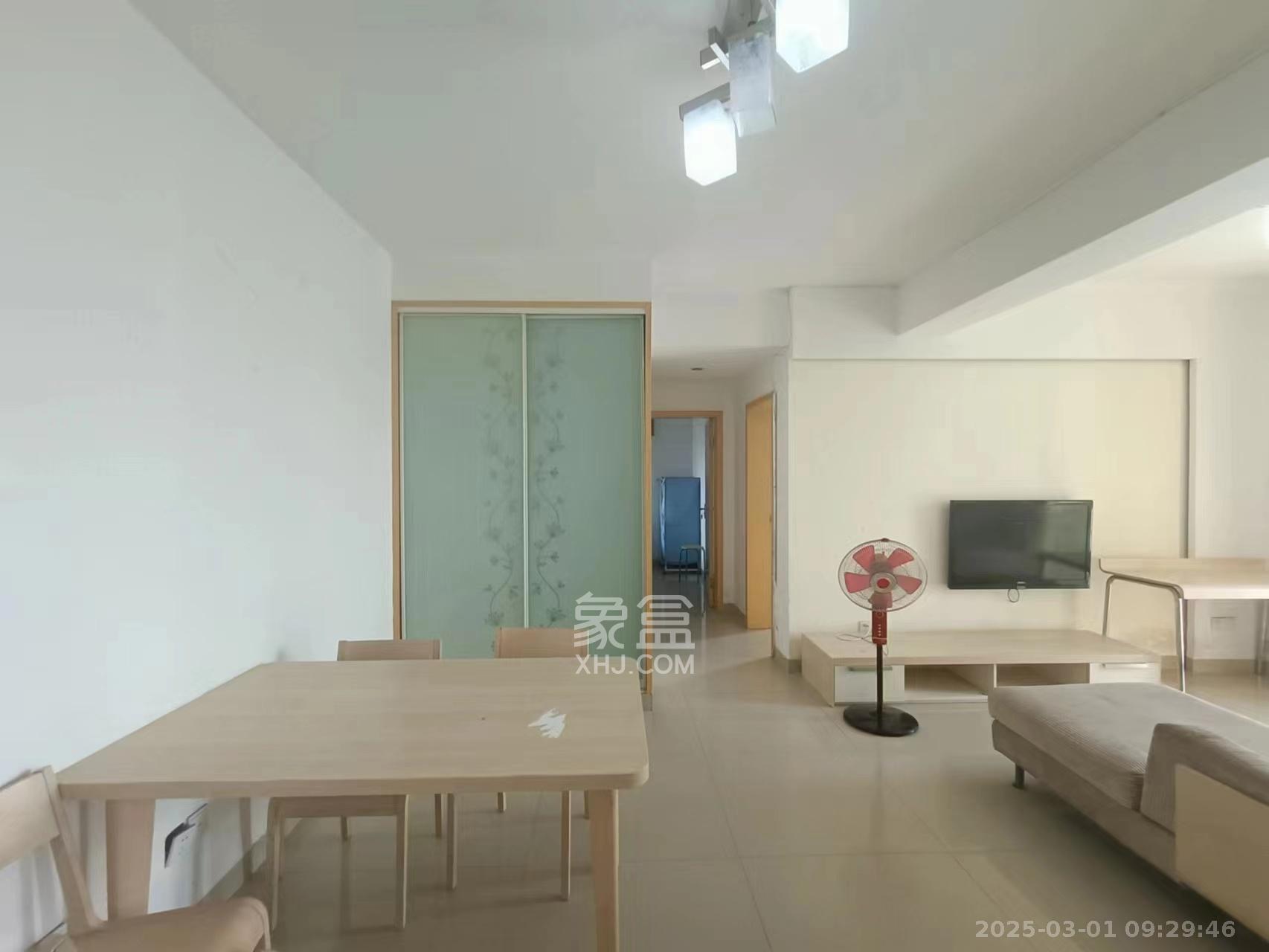 新芙蓉之都  2室2厅1卫   2400.00元/月室内图