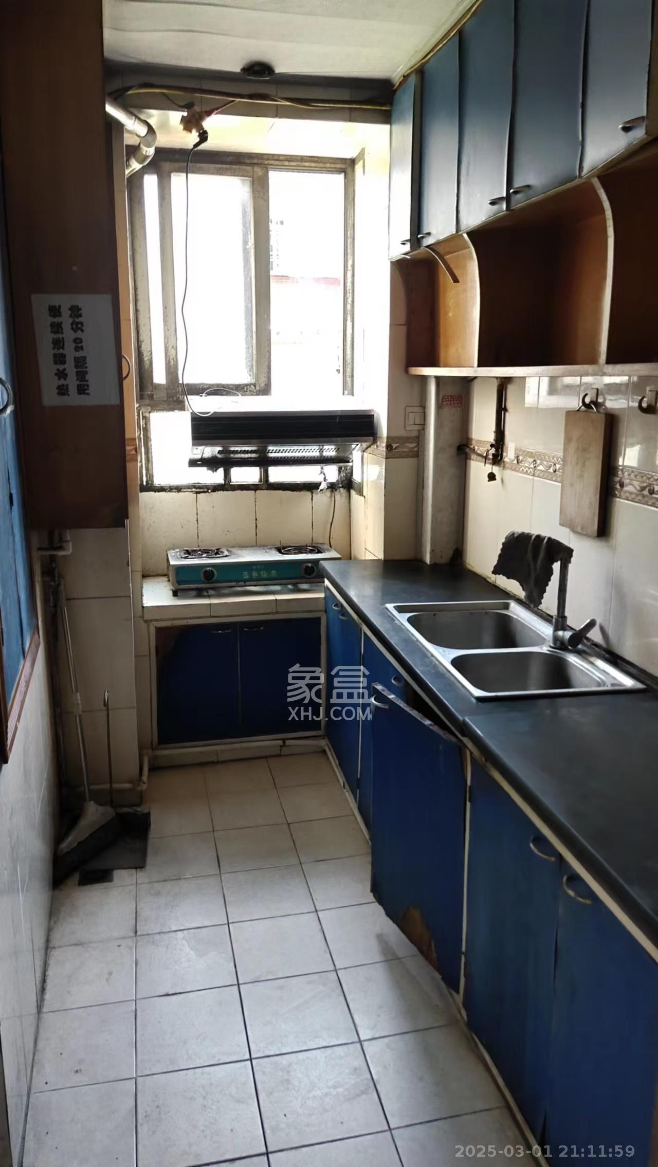 湖南大劇院  4室2廳1衛(wèi)   2800.00元/月室內(nèi)圖