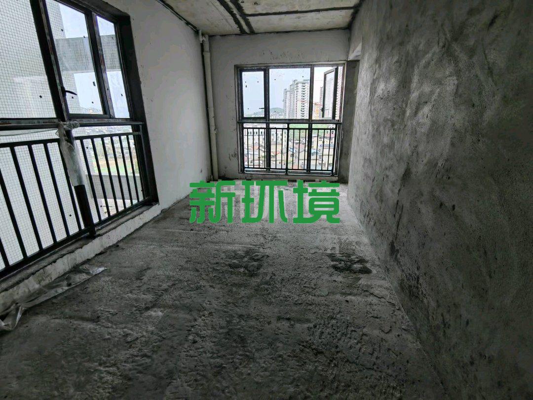 金瑞苑  3室2厅2卫   75.80万卧室