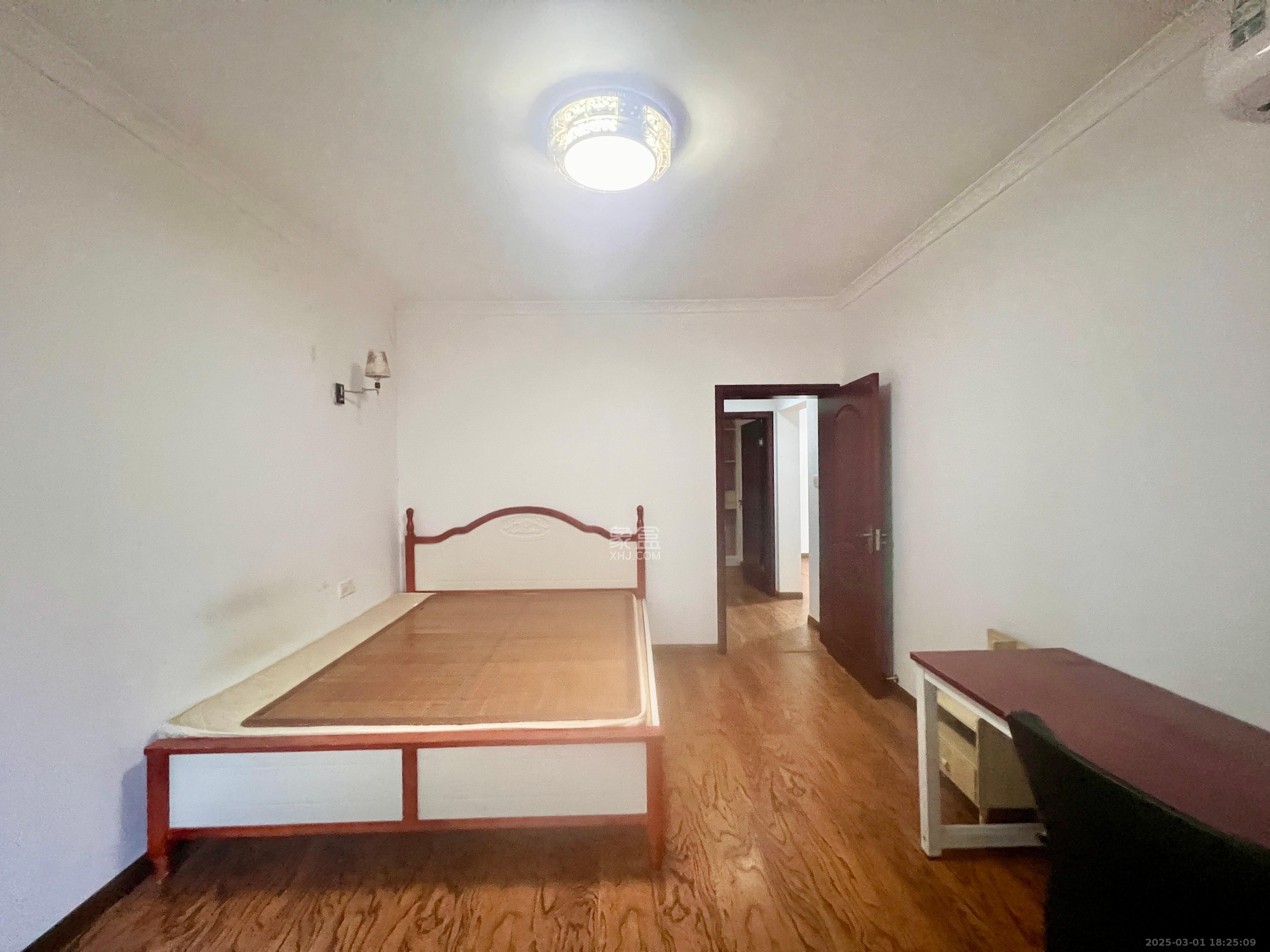 保利麓谷林语D区 3室2厅2卫 2700.0元/月 保利麓谷林语D区 3室2厅2卫 2700.0元/月室内图