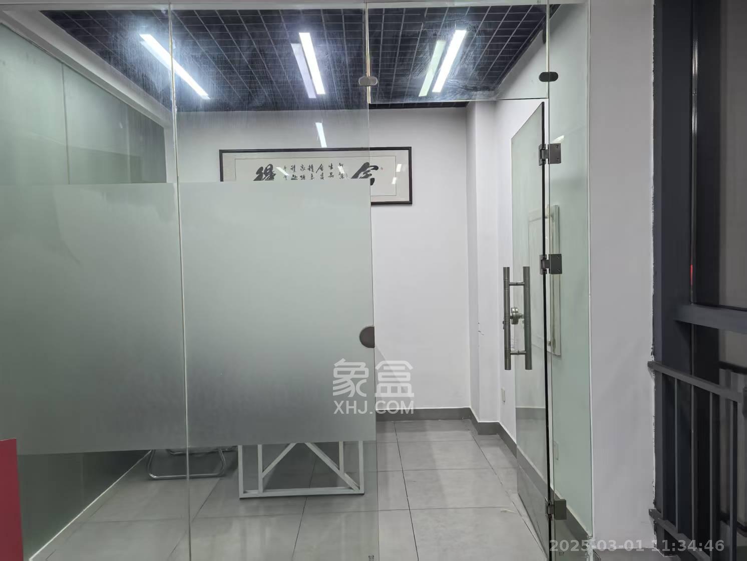 疊彩蘭亭  1室1廳1衛(wèi)   2800.00元/月室內(nèi)圖