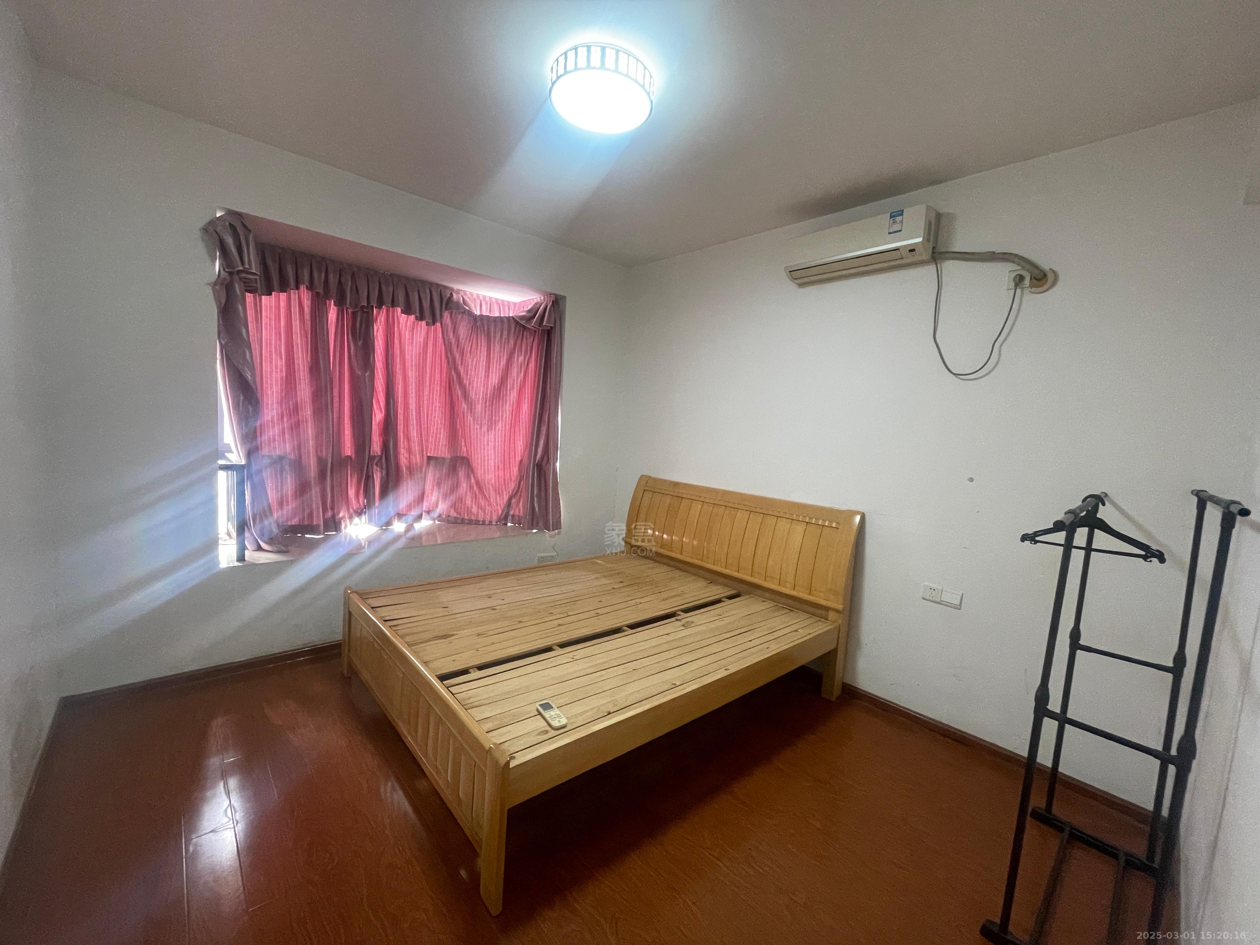 中建御山和苑  3室2厅1卫   2000.00元/月室内图