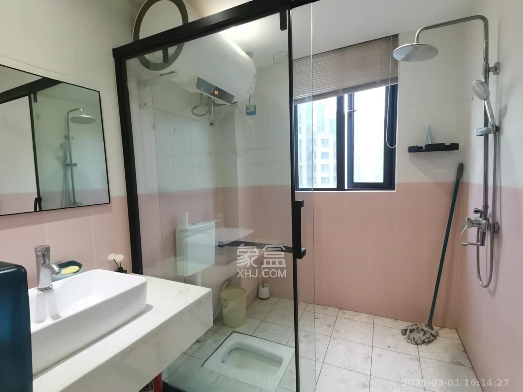 金茂梅溪湖 2室1厅2卫 3000.0元/月 金茂梅溪湖 2室1厅2卫 3000.0元/月室内图