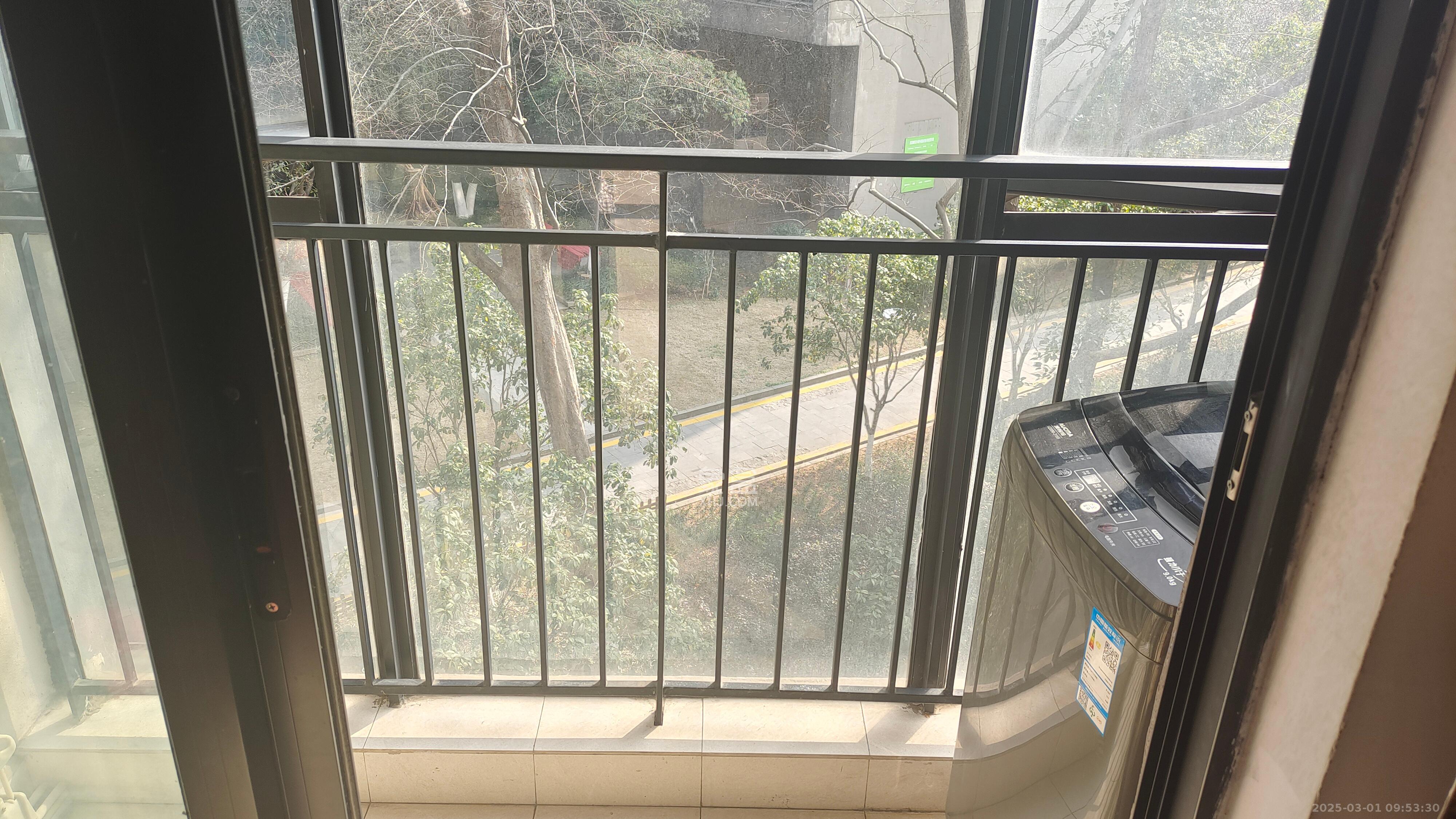 万科金域华府一期  1室0厅1卫    1200.0元/月室内图