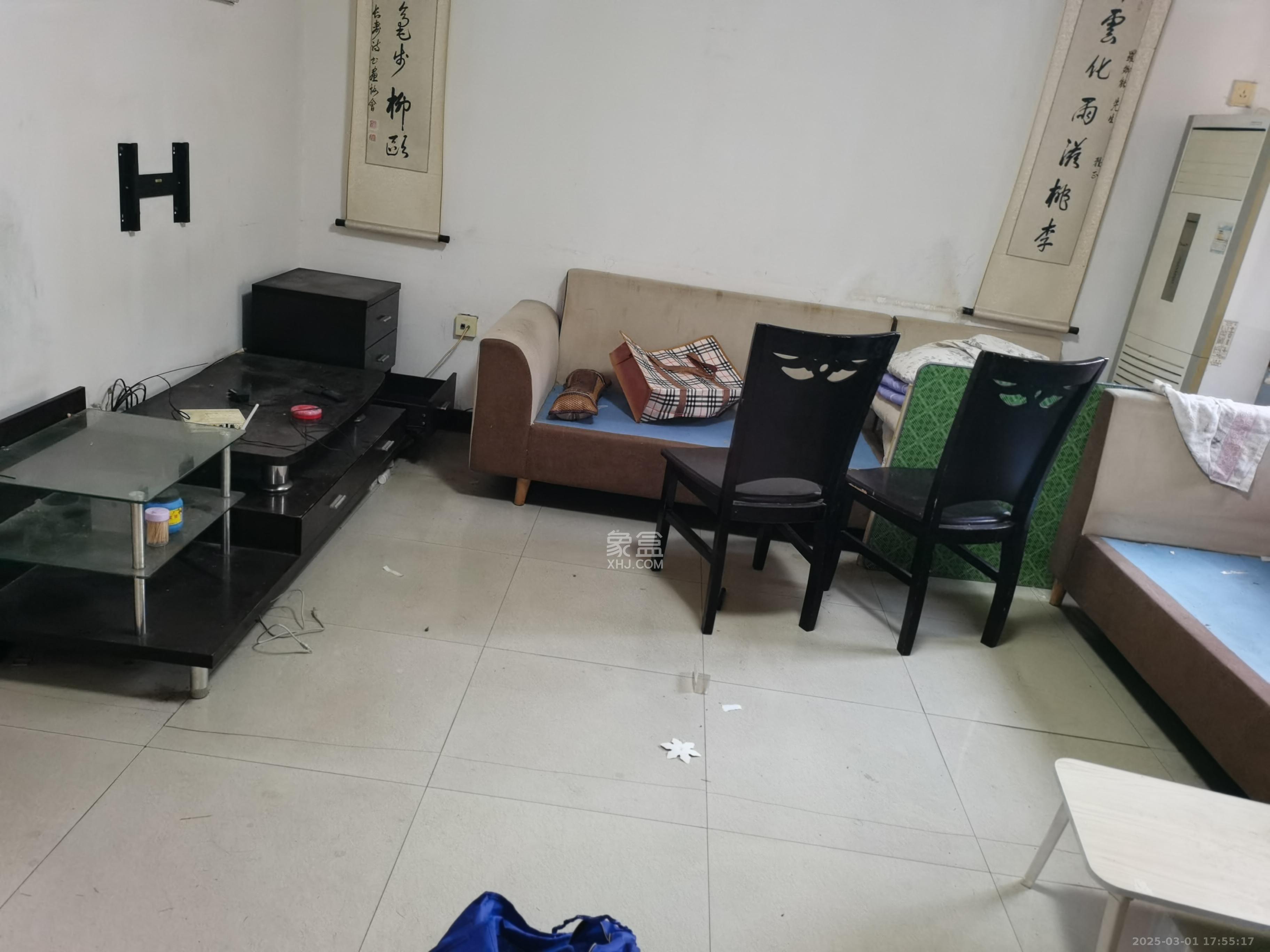 中建五局信和苑三区  2室1厅1卫   1300.00元/月