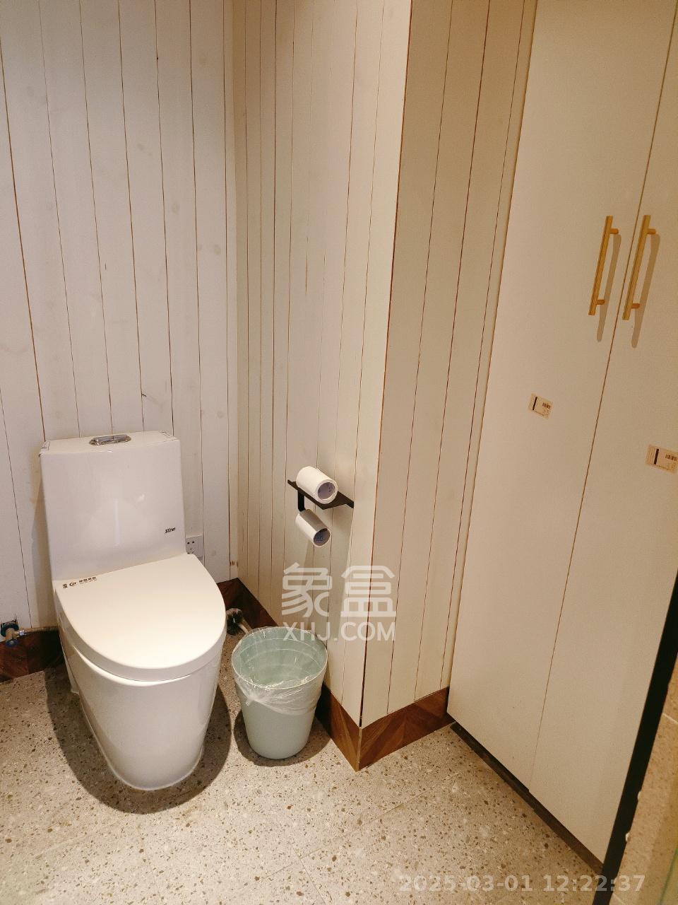 宇成朝陽廣場  1室1廳1衛(wèi)   2200.00元/月室內(nèi)圖