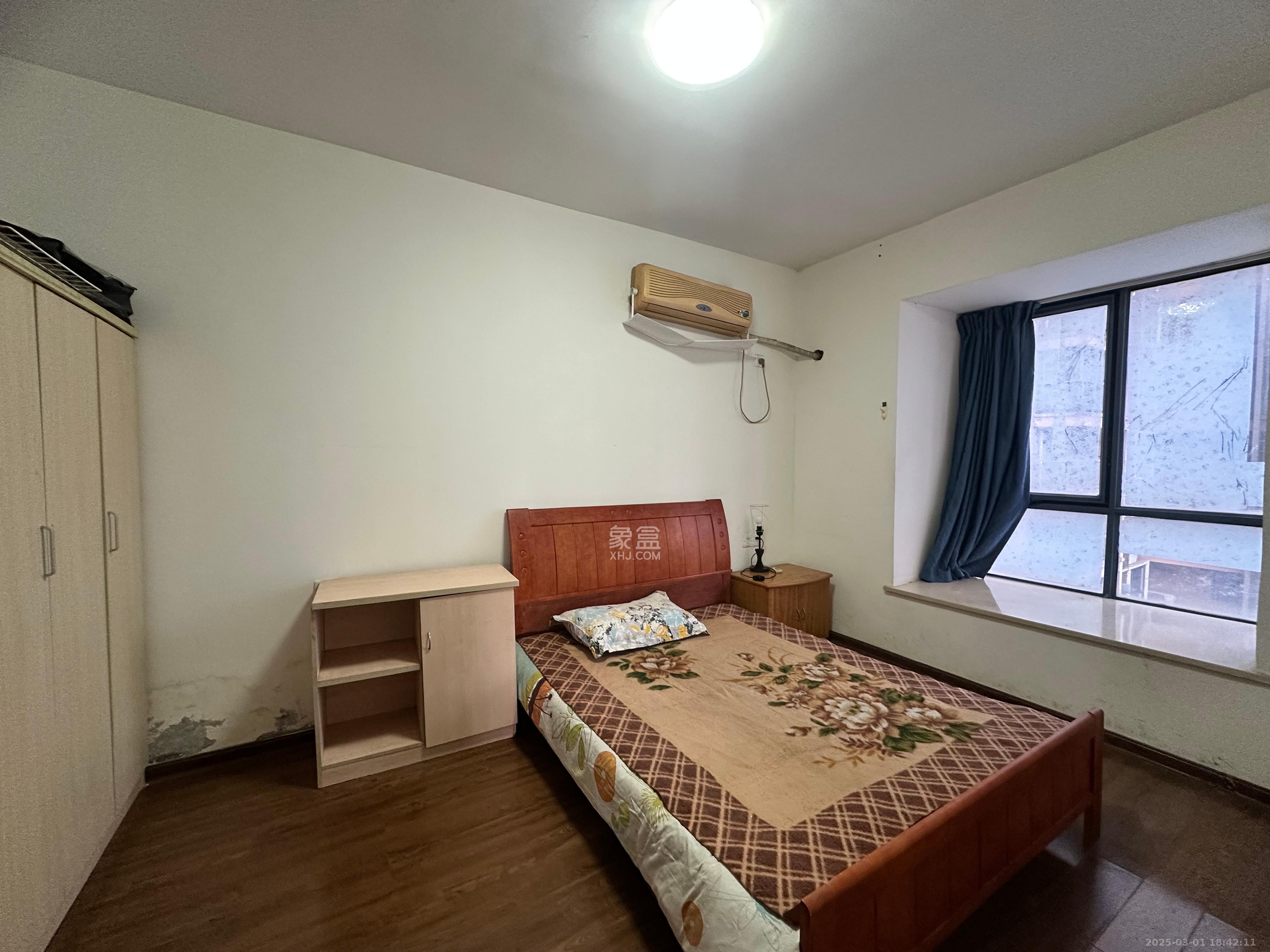 标志浪漫满屋（枫景公寓）  2室2厅1卫   1800.00元/月室内图