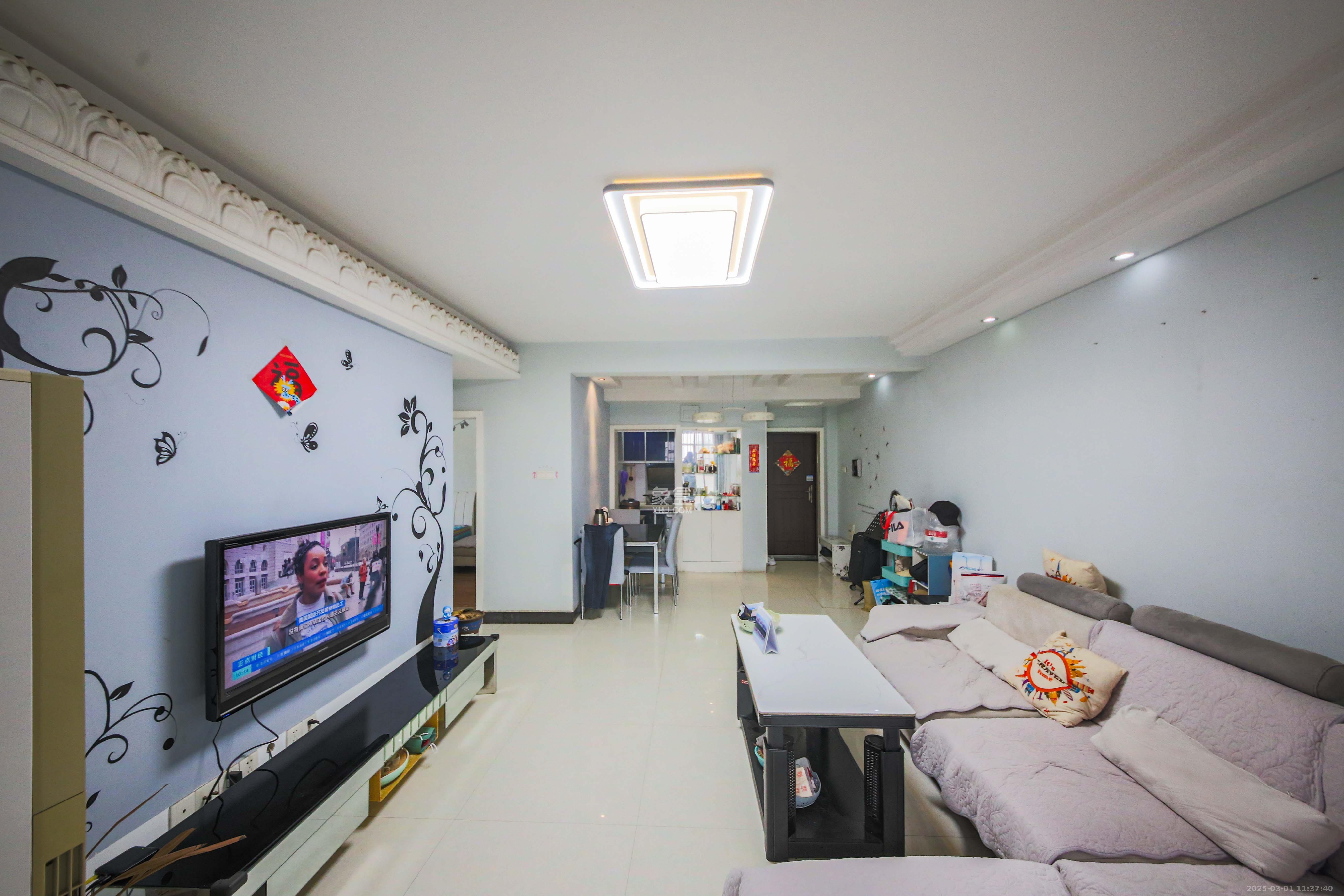 标志浪漫满屋（枫景公寓）  2室2厅1卫   2200.00元/月