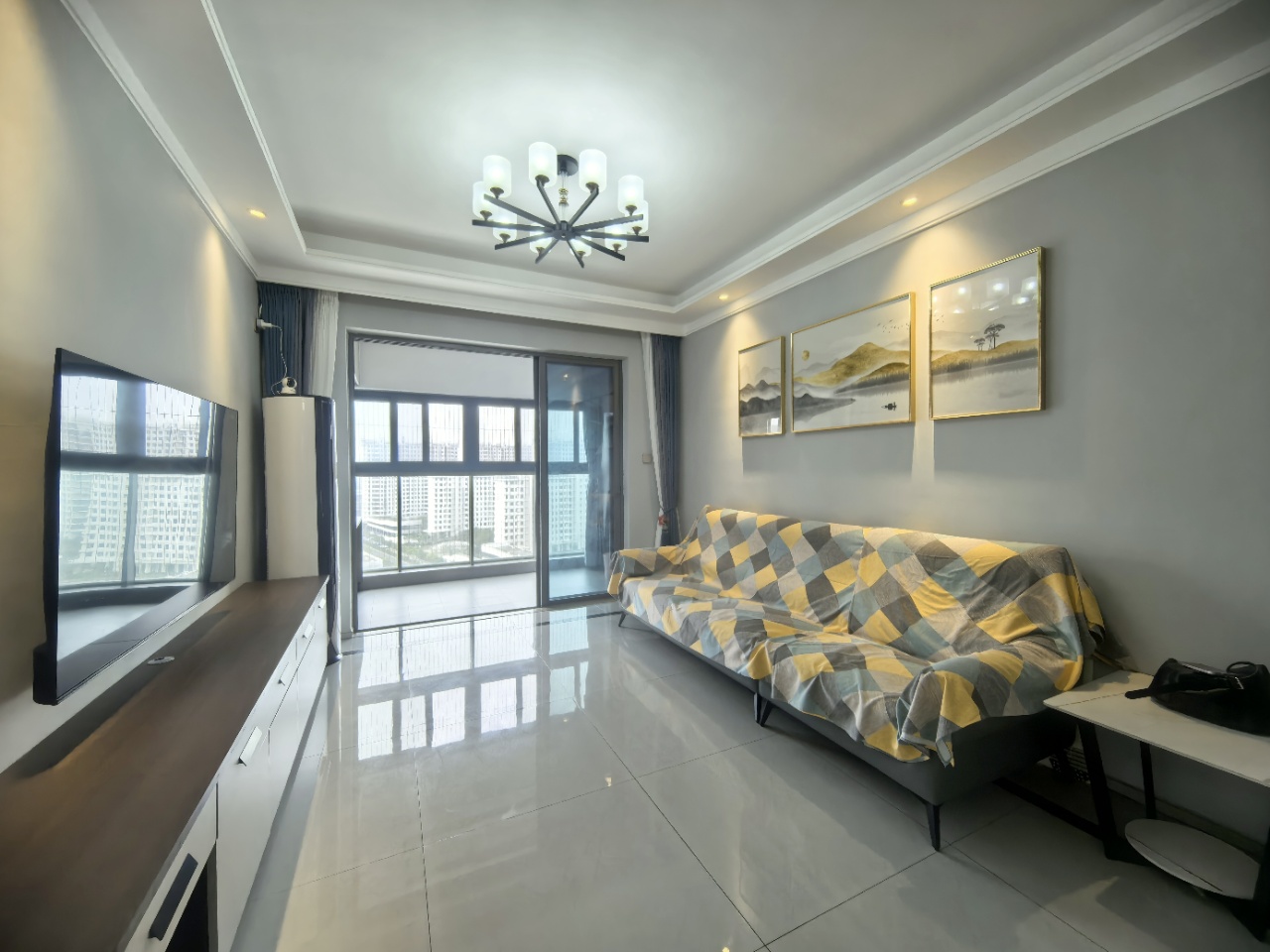 华侨城曦海岸1期 3室2厅2卫 189.0万 华侨城曦海岸1期 3室2厅2卫 189.0万室内图