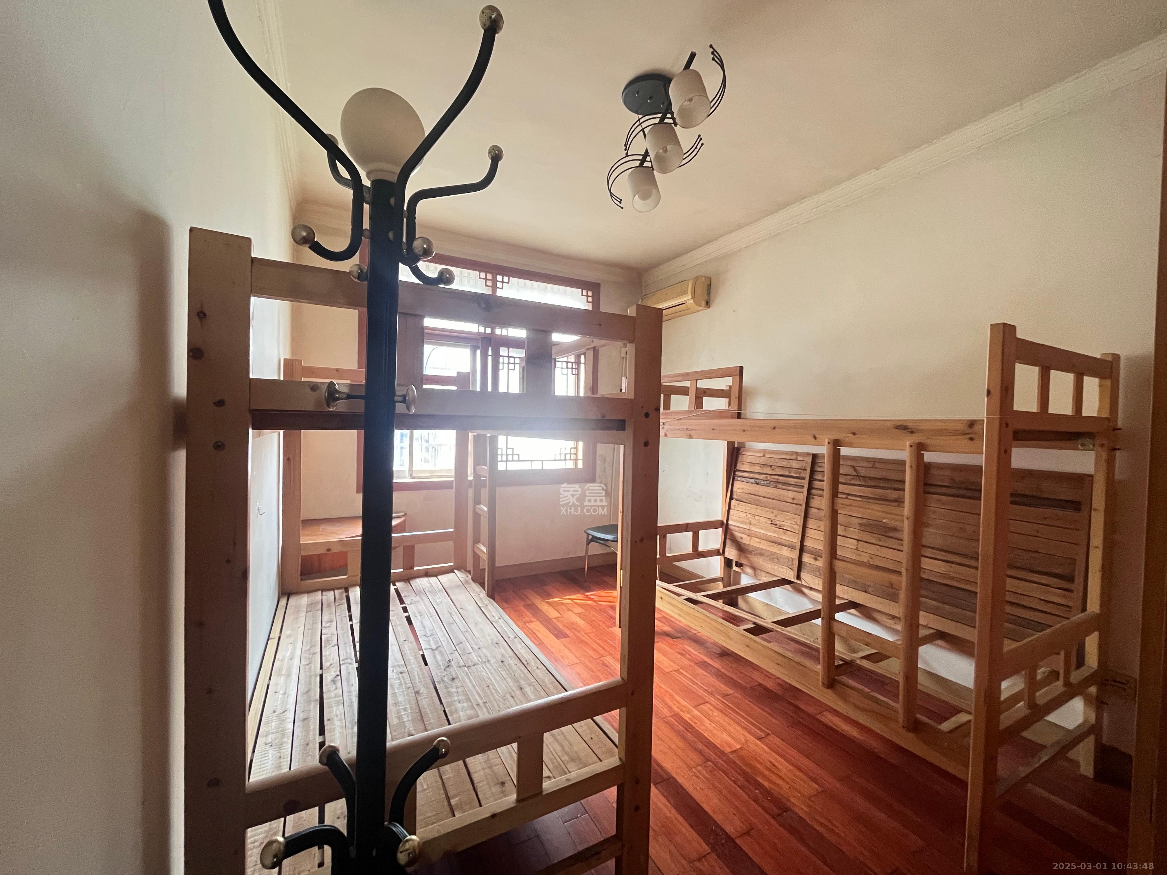 富绿山庄 3室2厅2卫 2000.0元/月 富绿山庄 3室2厅2卫 2000.0元/月室内图