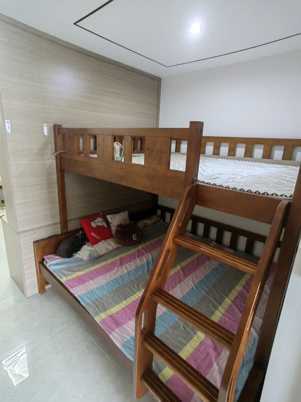 凤凰雅居(美华路16号)  1室0厅0卫    69.0万 凤凰雅居(美华路16号)  1室0厅0卫    69.0万室内图