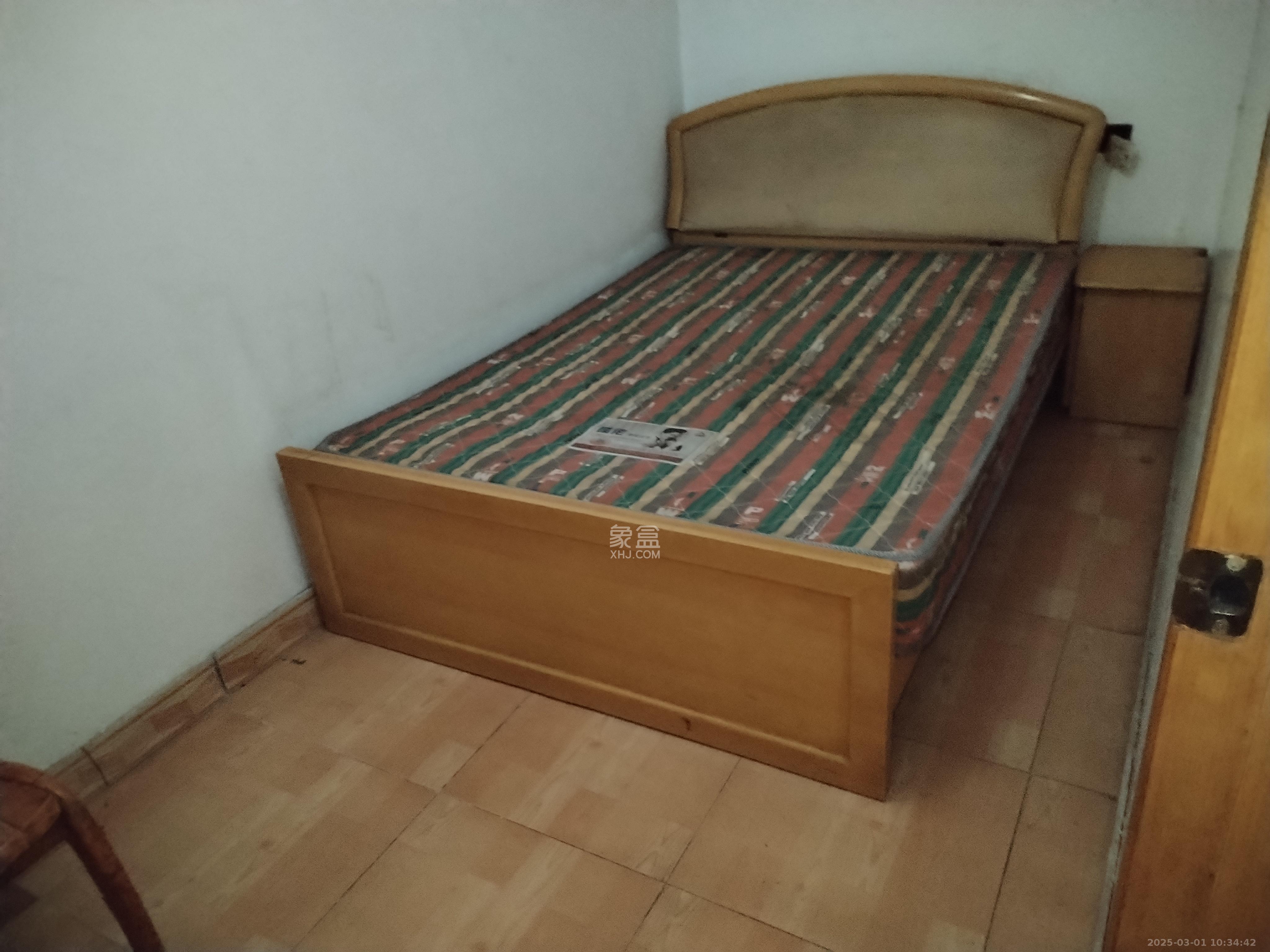 南大桥安居城(百姓市场) 3室2厅1卫 1100.0元/月 南大桥安居城(百姓市场) 3室2厅1卫 1100.0元/月室内图