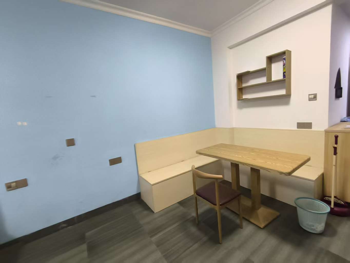 英伦首府金域豪廷 1室0厅0卫 1250.0元/月 英伦首府金域豪廷 1室0厅0卫 1250.0元/月室内图