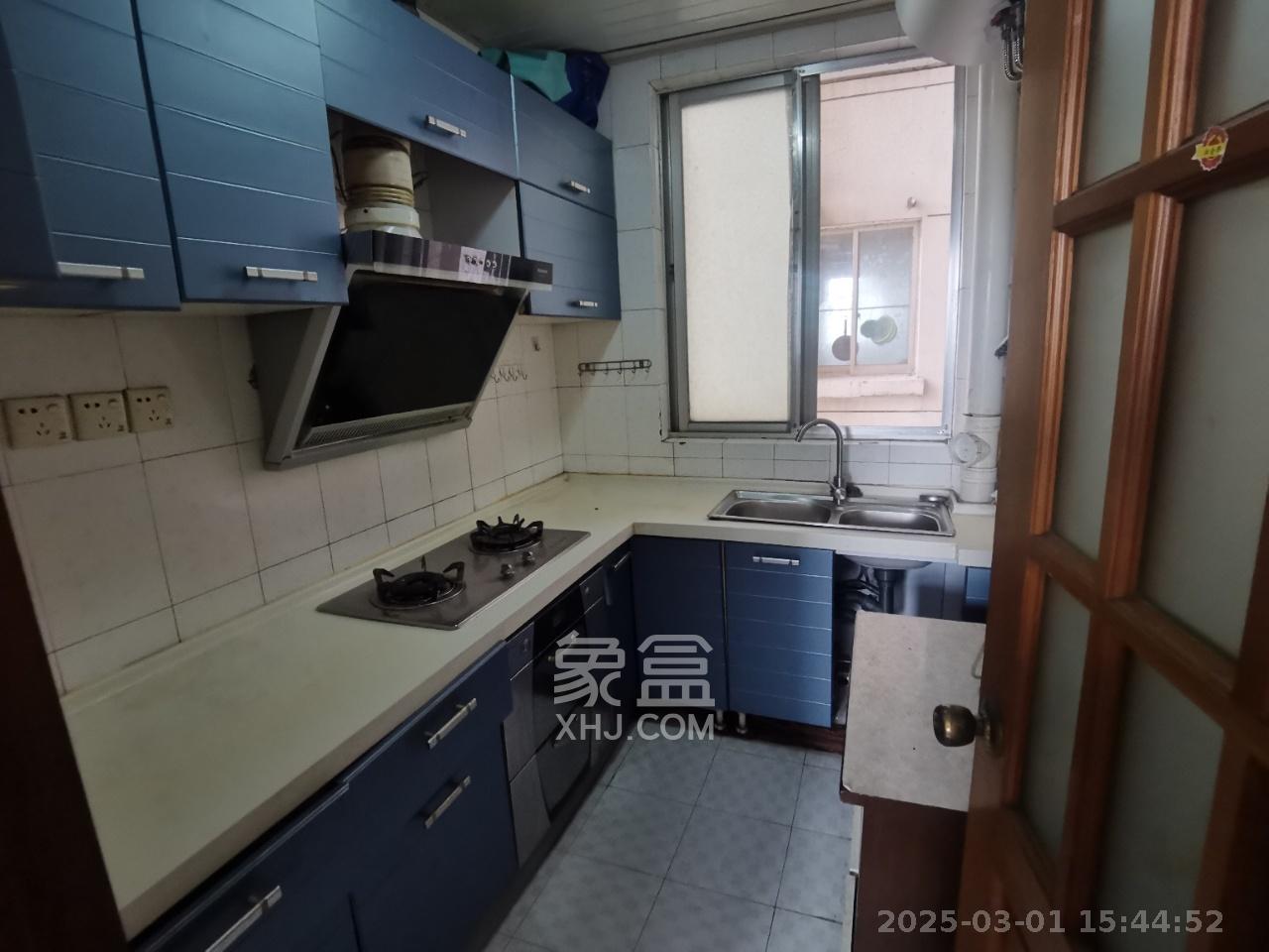 省建苑小区  3室2厅2卫   3000.00元/月室内图