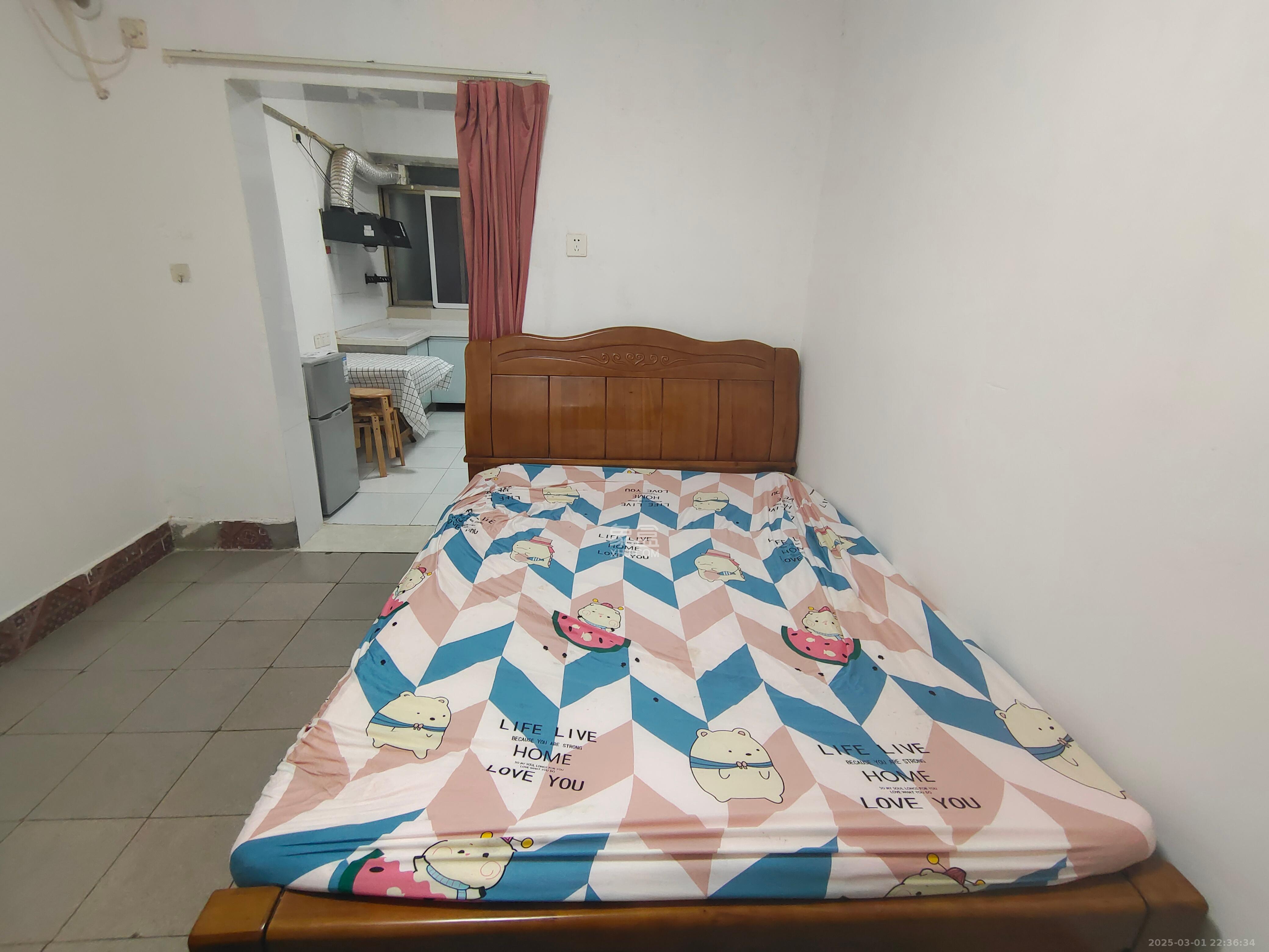 长沙县公路管理局单位房  1室1厅1卫    1100.0元/月室内图