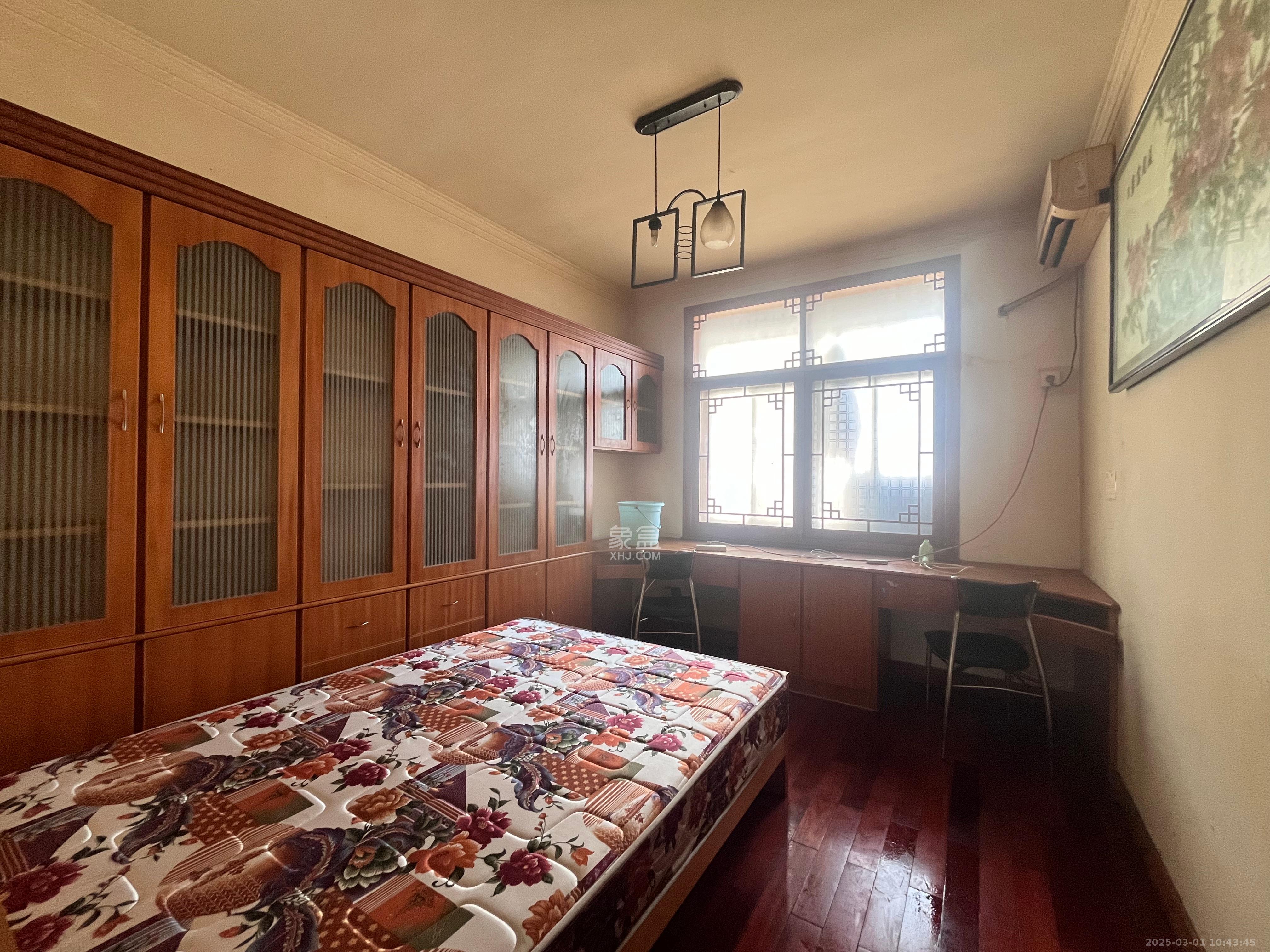 富绿山庄 3室2厅2卫 2000.0元/月 富绿山庄 3室2厅2卫 2000.0元/月室内图