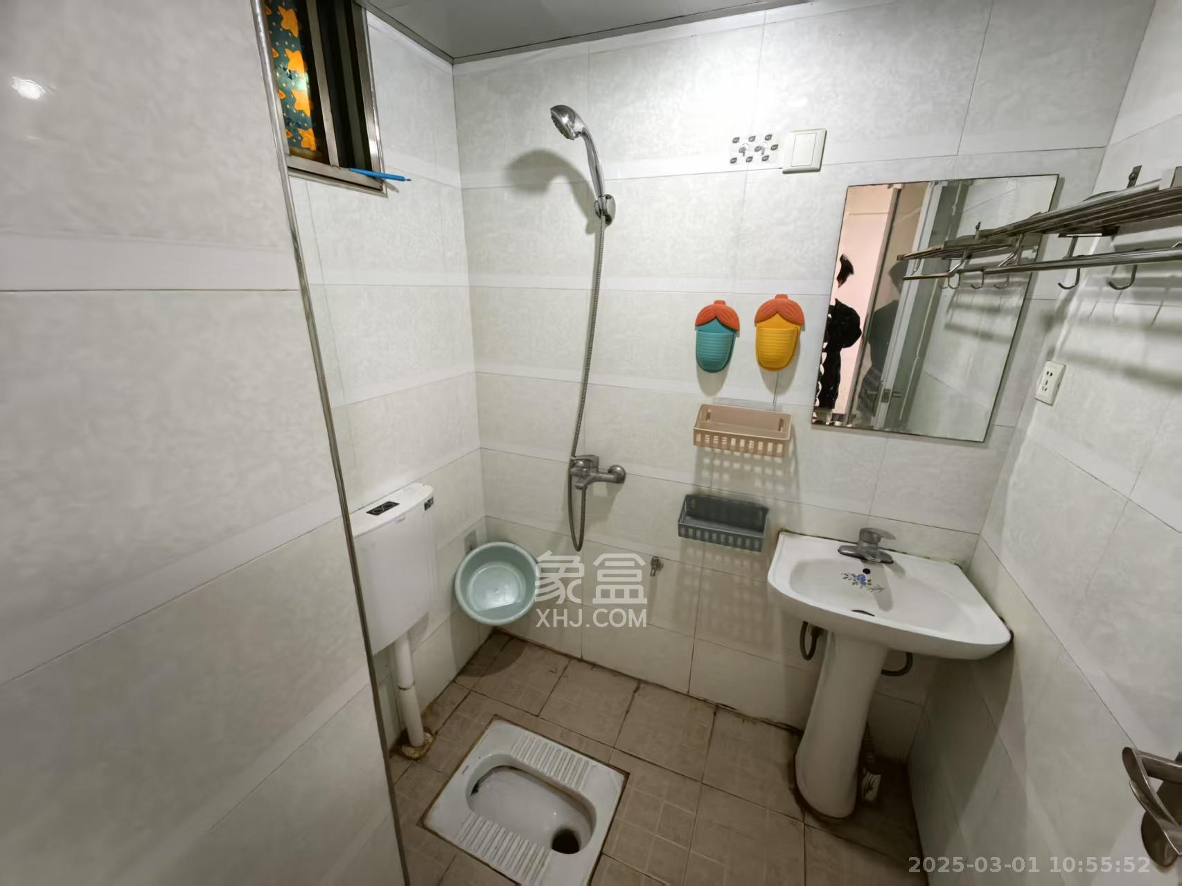 兴威帕克水岸  1室1厅1卫   1600.00元/月室内图
