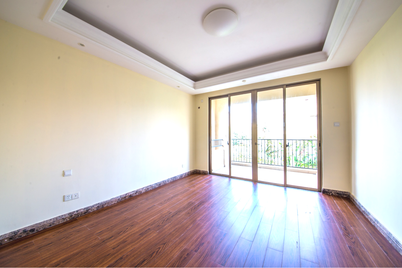 富力盈溪谷 5室2厅2卫 750.0万 富力盈溪谷 5室2厅2卫 750.0万室内图