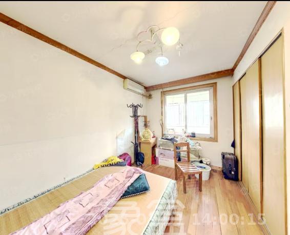 芙蓉区教师村  3室2厅1卫   1600.00元/月室内图