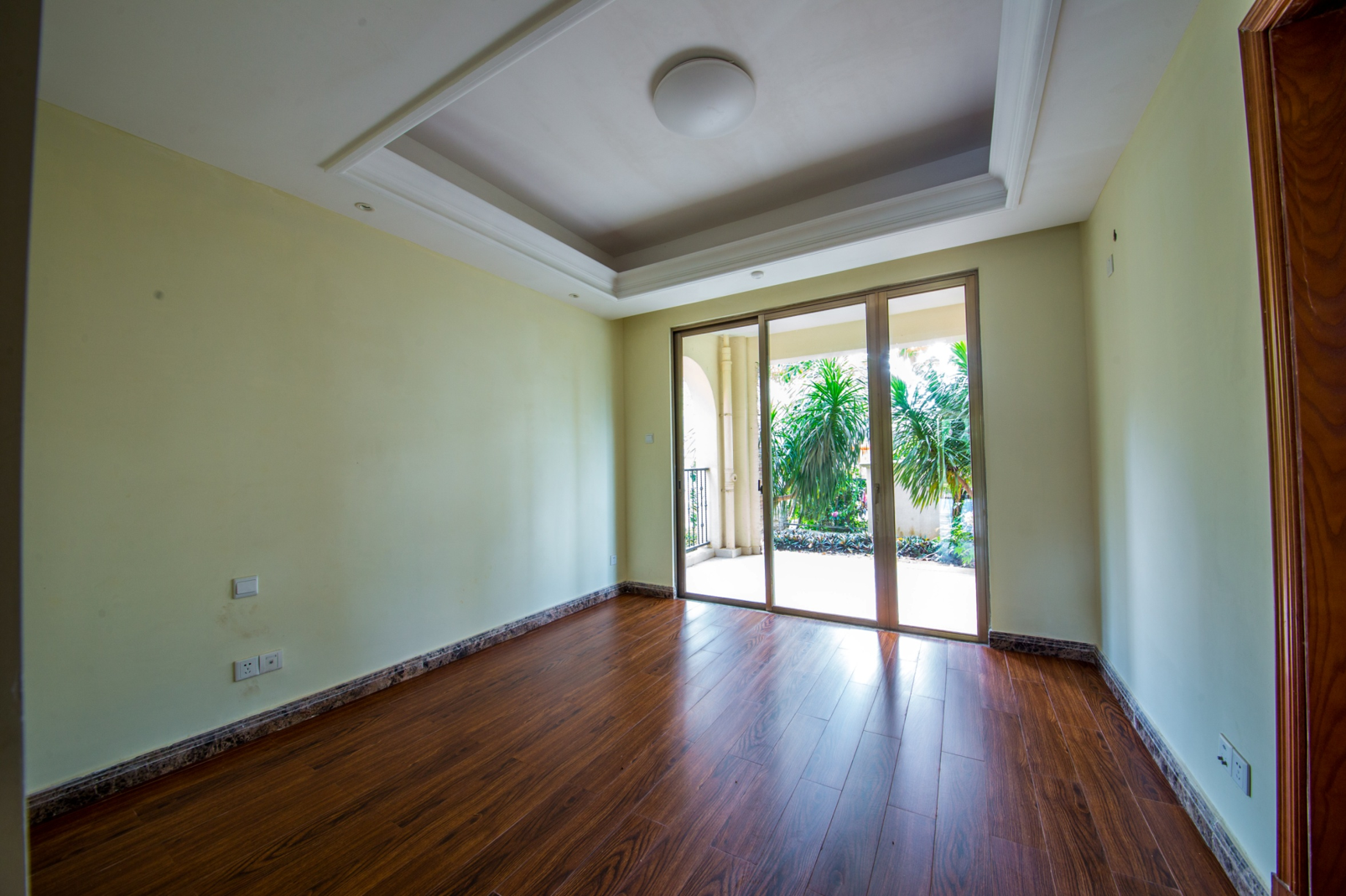 富力盈溪谷 5室2厅2卫 750.0万 富力盈溪谷 5室2厅2卫 750.0万室内图