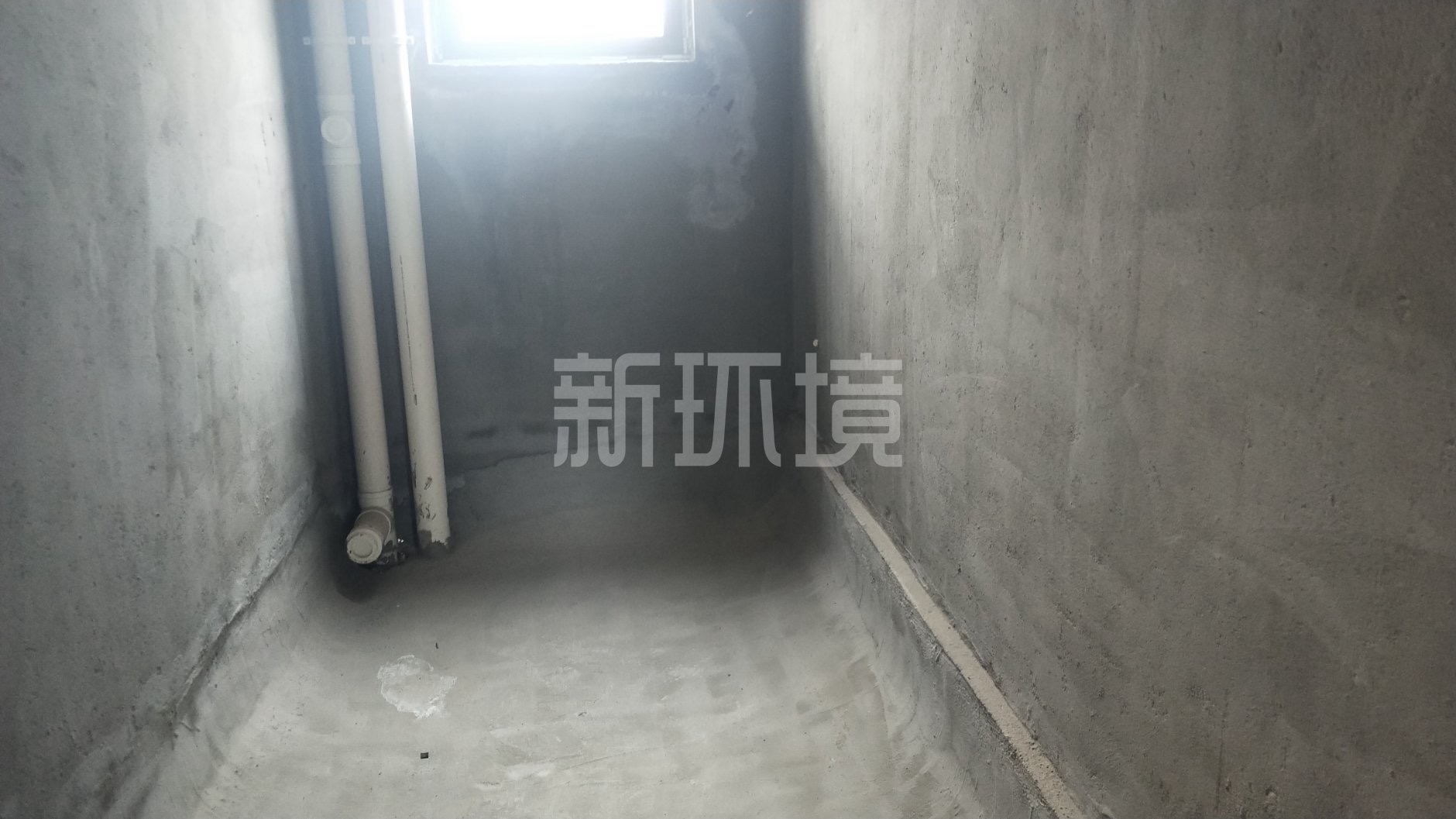 靛达广场  4室2厅2卫   103.00万客厅