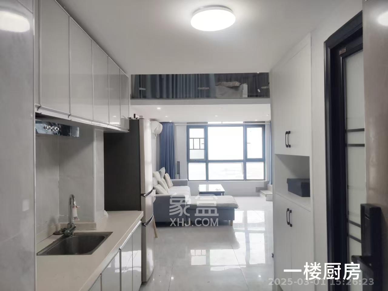 荣盛花语书苑  2室1厅1卫   2500.00元/月室内图1