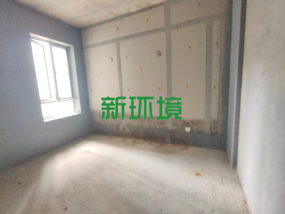 福天古庸院子  3室2厅2卫   102.00万卧室