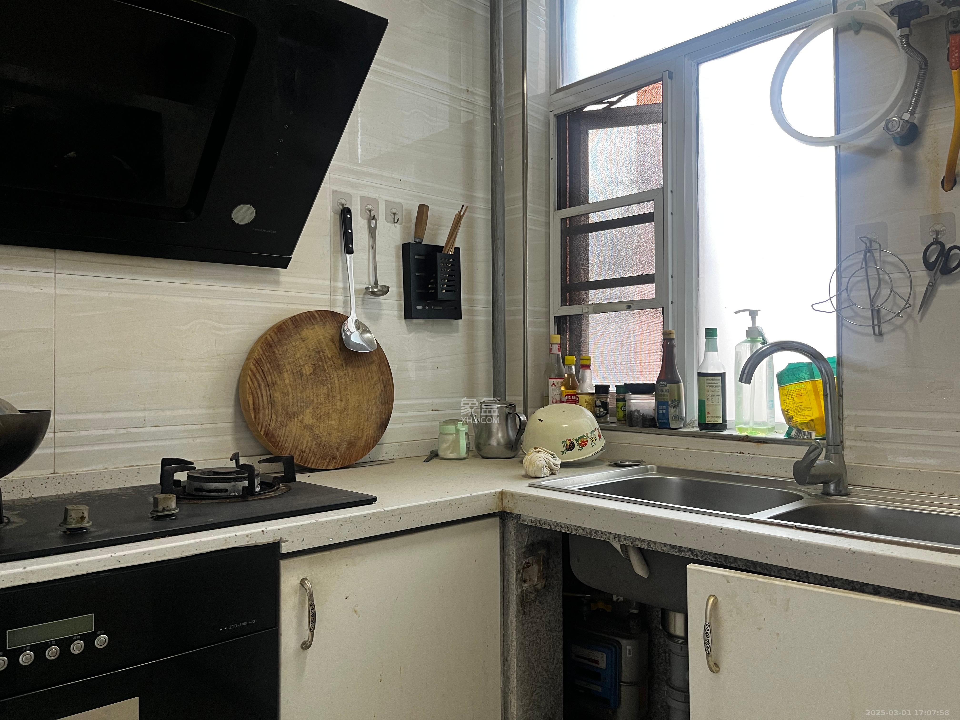 新蕾品阁居 2室2厅1卫 1300.0元/月 新蕾品阁居 2室2厅1卫 1300.0元/月室内图