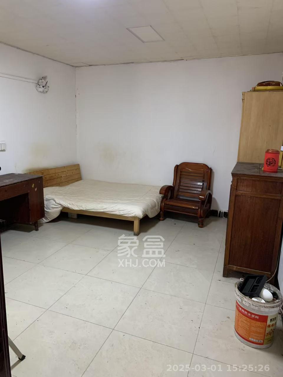 宝塔山私房散盘 1室1厅1卫 1000.0元/月 宝塔山私房散盘 1室1厅1卫 1000.0元/月室内图