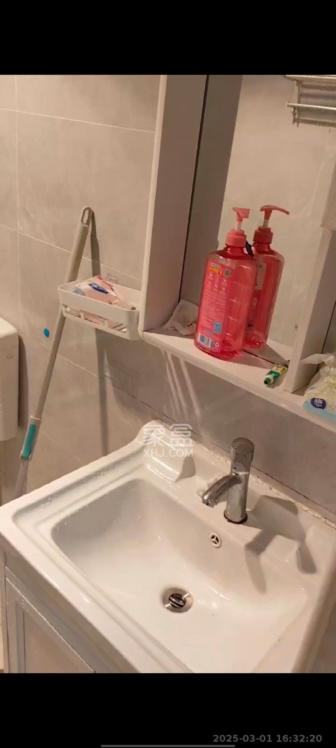 明昇壹城(明昇时代广场)一期 3室2厅1卫 2800.0元/月 明昇壹城(明昇时代广场)一期 3室2厅1卫 2800.0元/月室内图