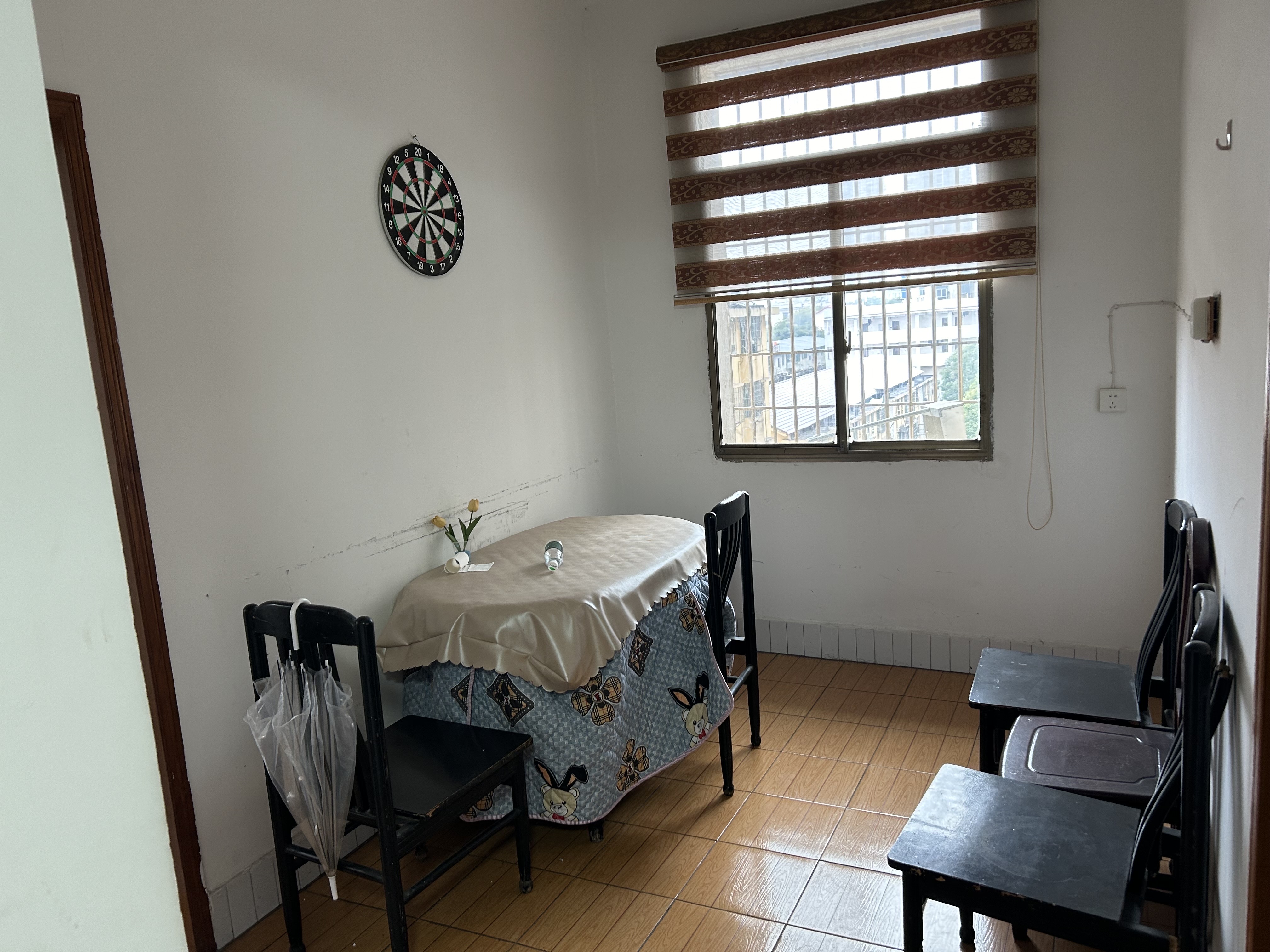 物资局家属楼（童家社区）  2室1厅1卫    800.0元/月室内图