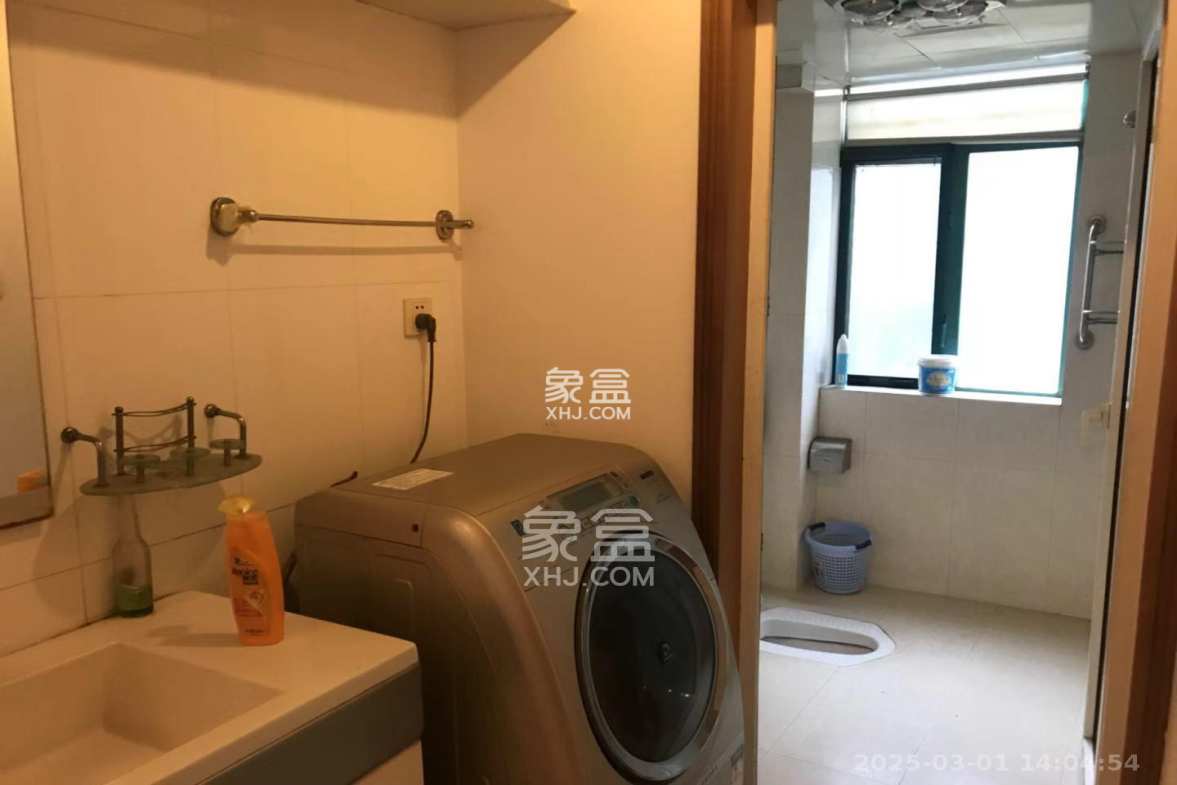 美林景园 3室2厅2卫 2600.0元/月 美林景园 3室2厅2卫 2600.0元/月室内图