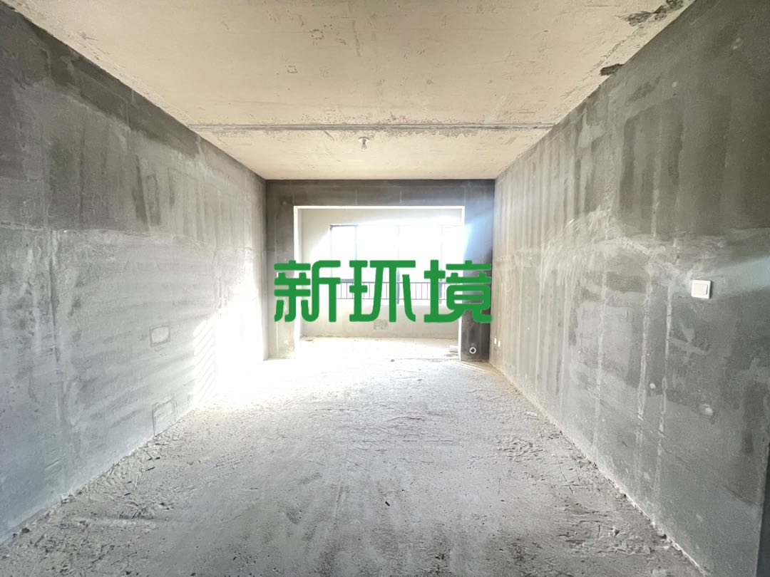 中建凤栖台  3室2厅2卫   45.00万客厅