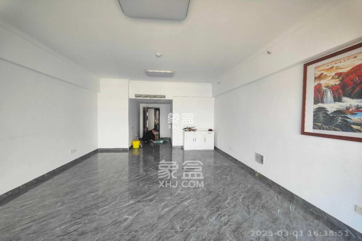 明城广场 1室1厅1卫 2200.0元/月 明城广场 1室1厅1卫 2200.0元/月室内图