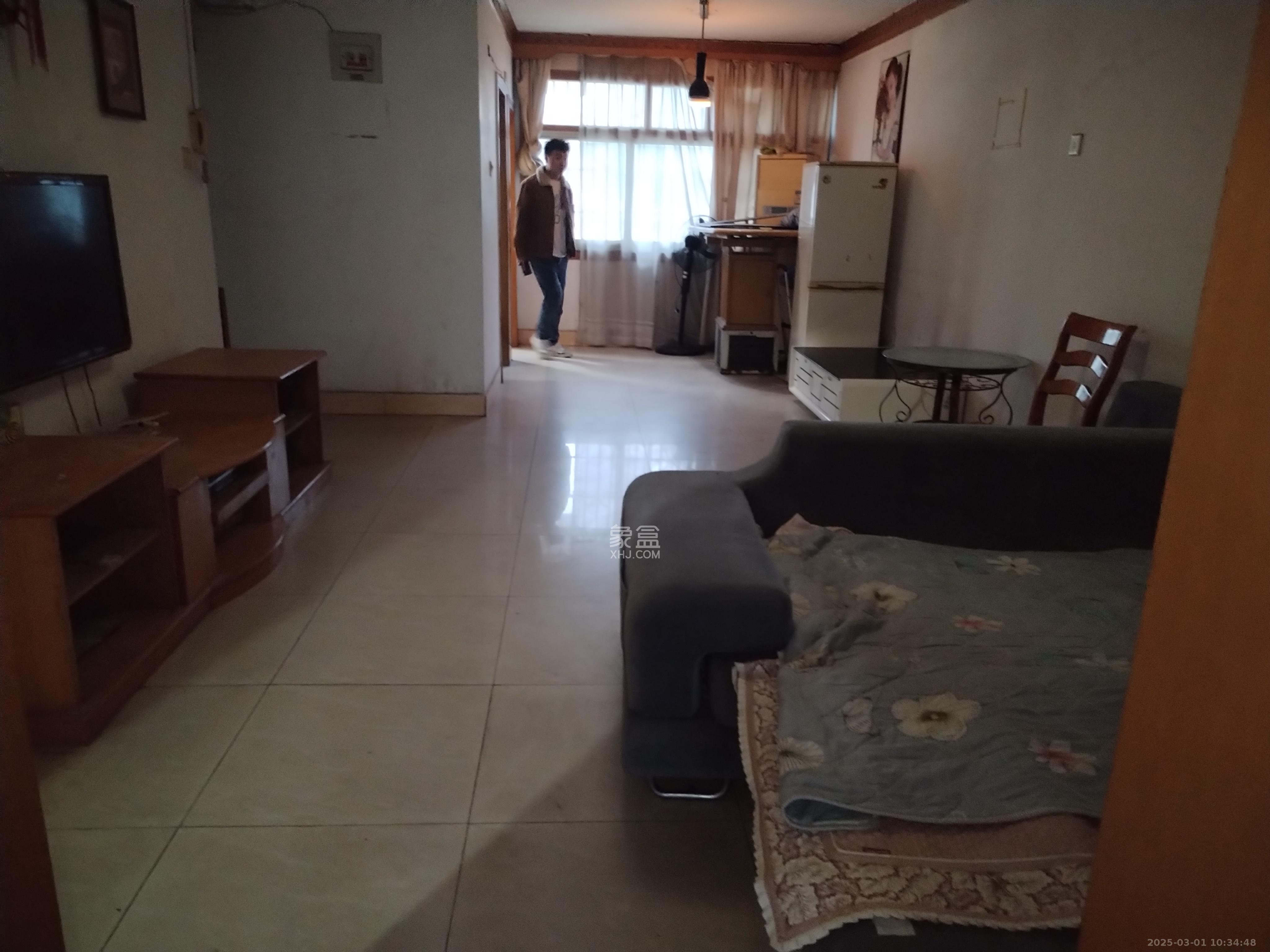 南大桥安居城(百姓市场) 3室2厅1卫 1100.0元/月 南大桥安居城(百姓市场) 3室2厅1卫 1100.0元/月室内图