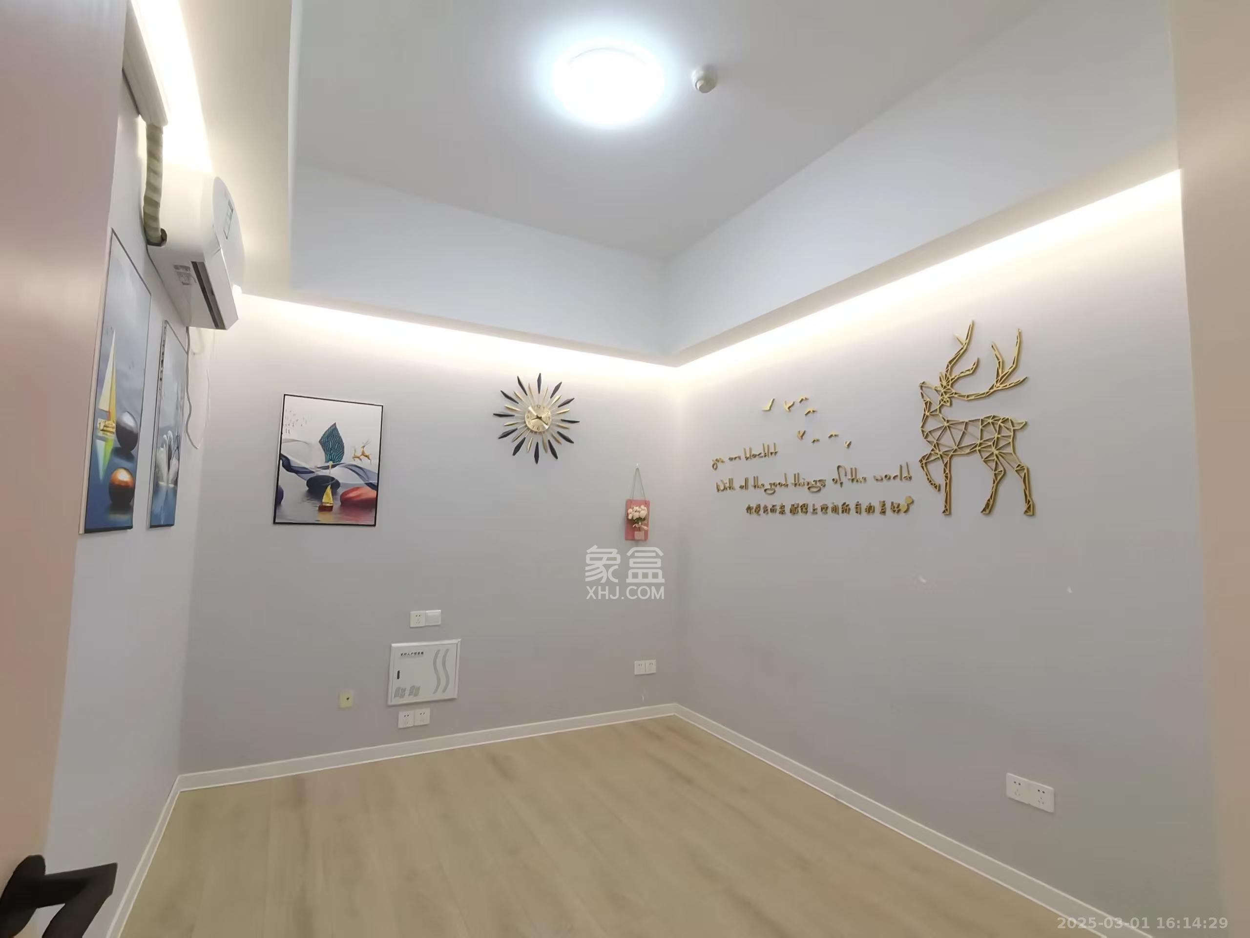 金茂梅溪湖 2室1厅2卫 3000.0元/月 金茂梅溪湖 2室1厅2卫 3000.0元/月室内图