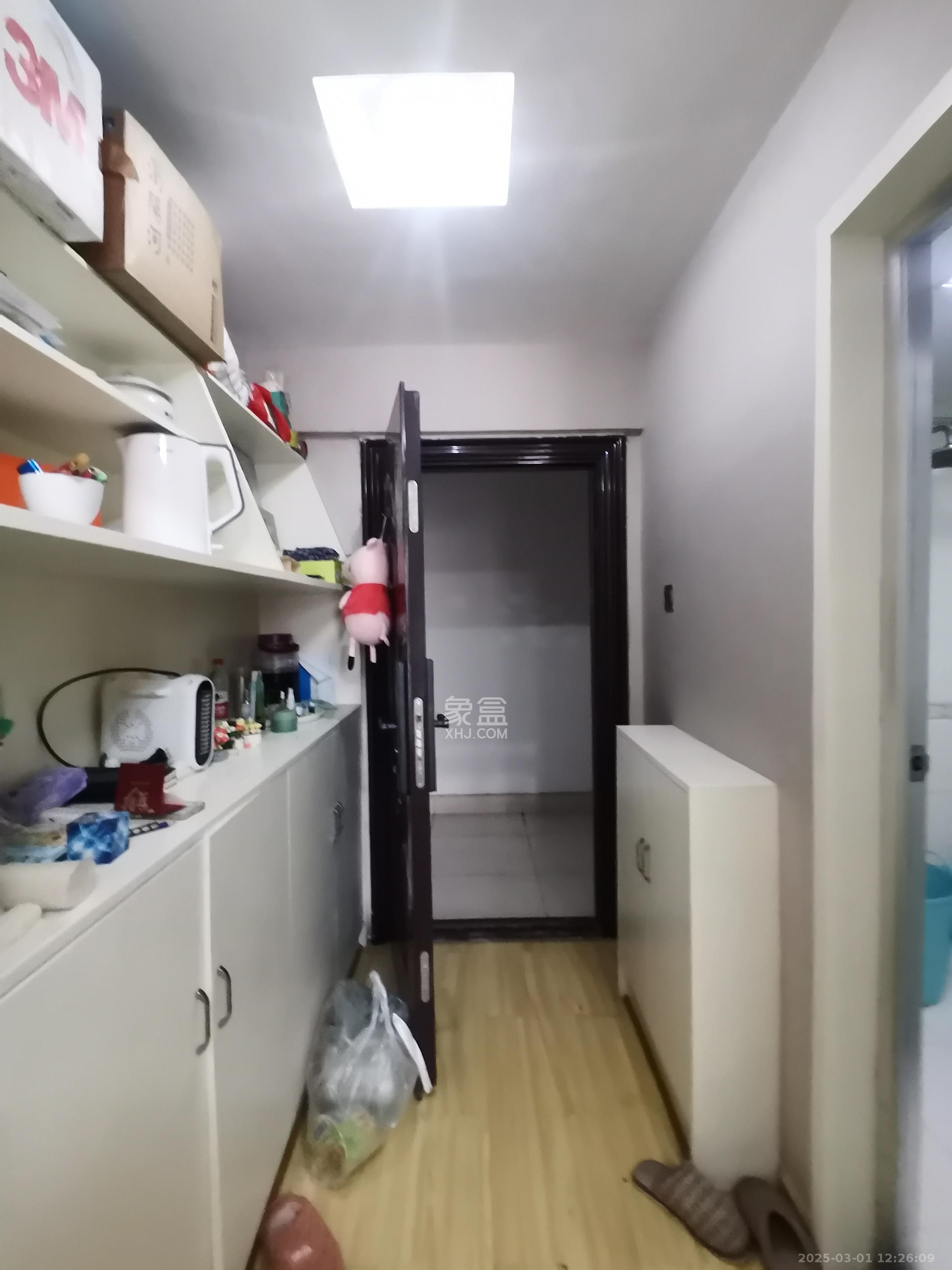 爵士湘  1室1厅1卫   1100.00元/月室内图