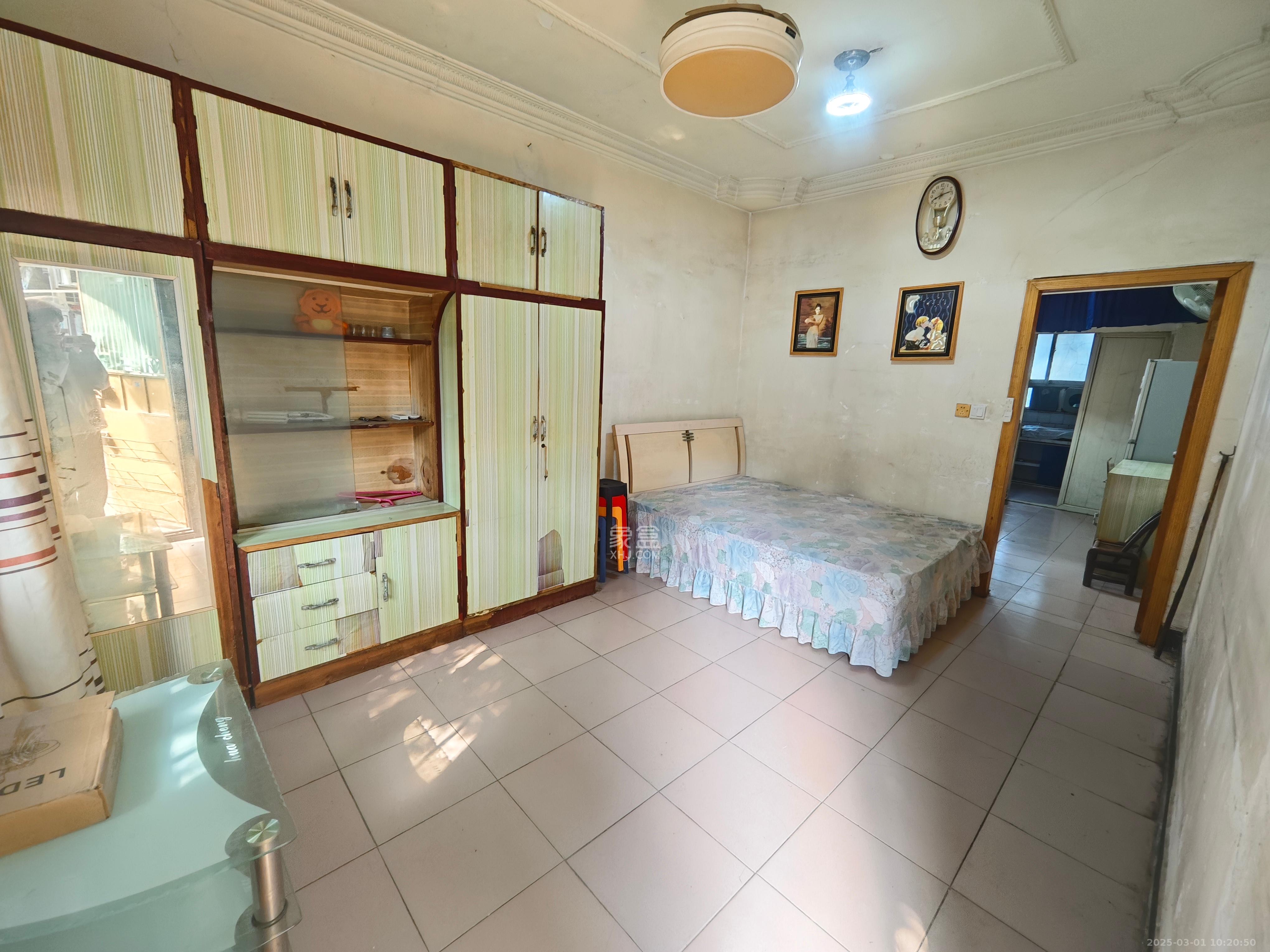 建湘新村  1室1厅1卫    1200.0元/月 建湘新村  1室1厅1卫    1200.0元/月室内图1