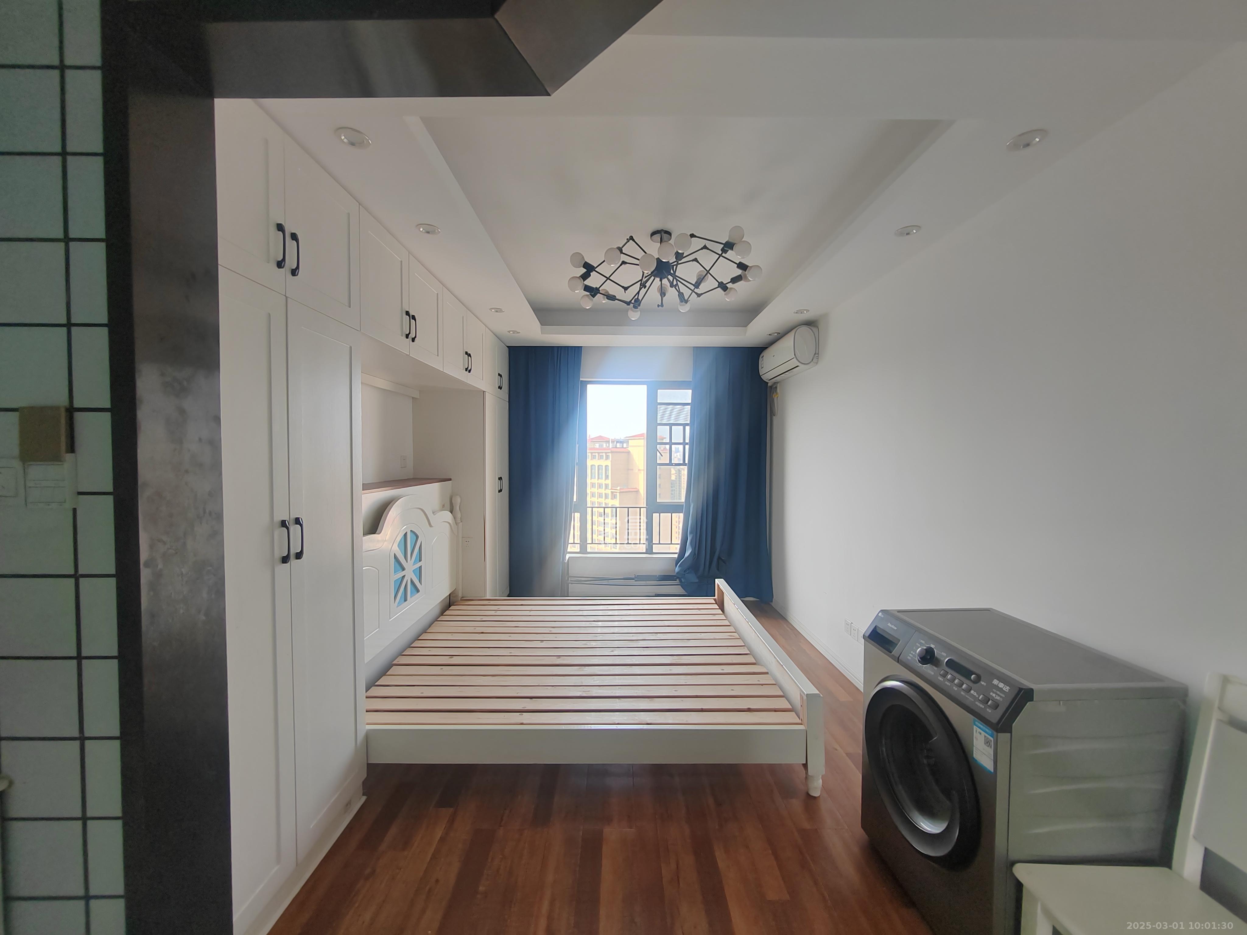 保利城(中航城国际社区、郡原美村)  3室2厅2卫    2500.0元/月 保利城(中航城国际社区、郡原美村)  3室2厅2卫    2500.0元/月